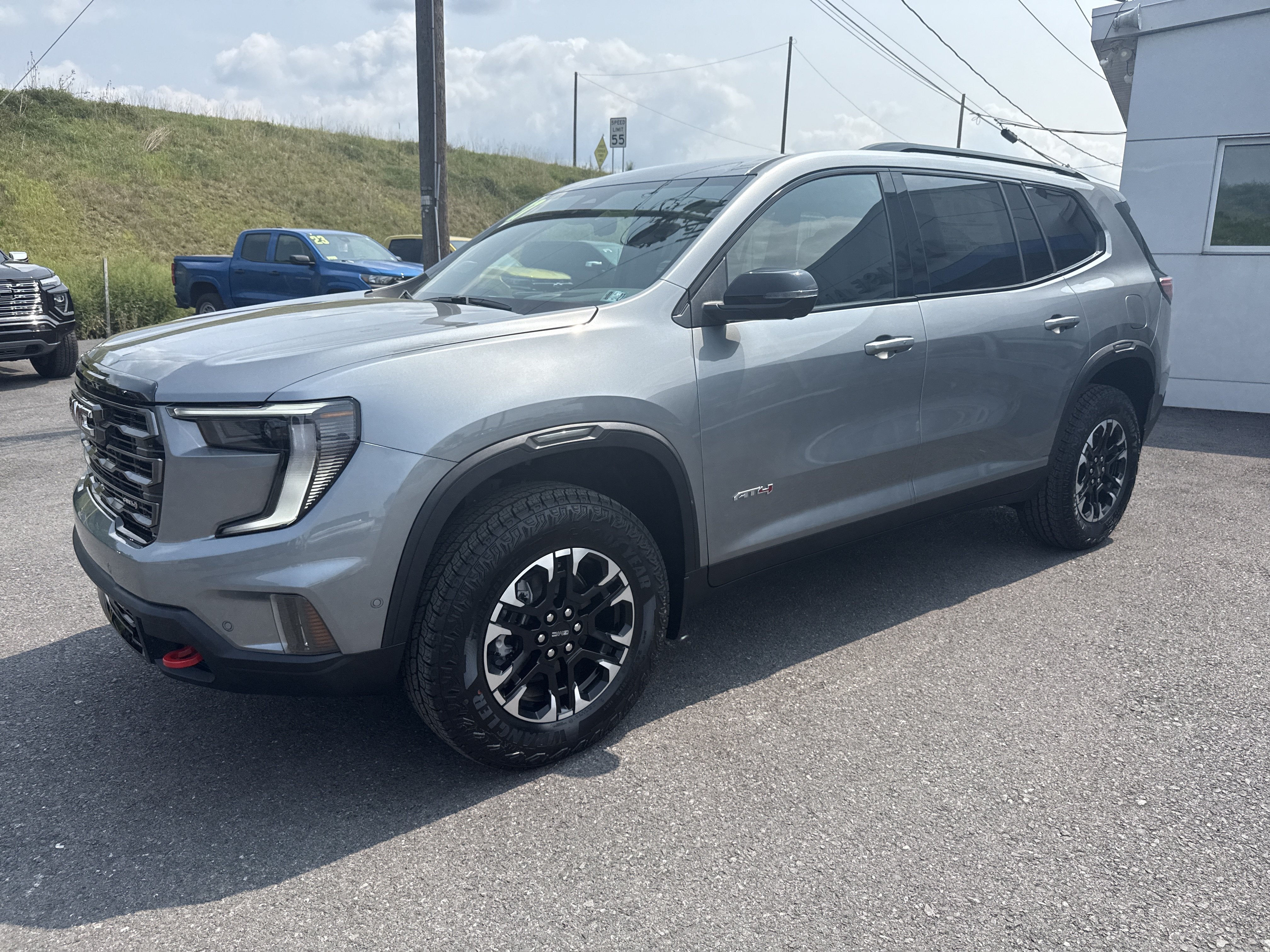 2027 GMC Acadia AT4