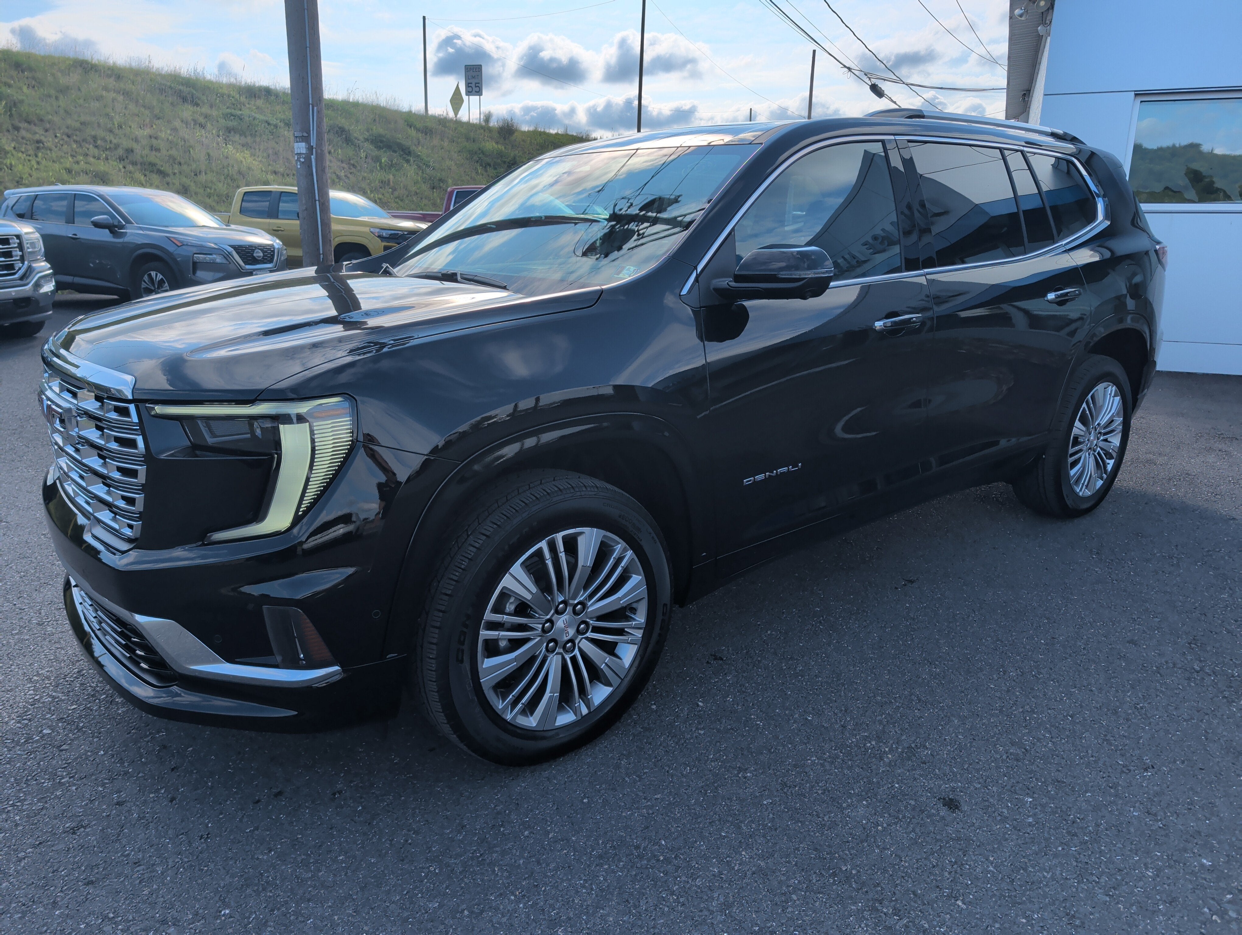 2027 GMC Acadia Denali