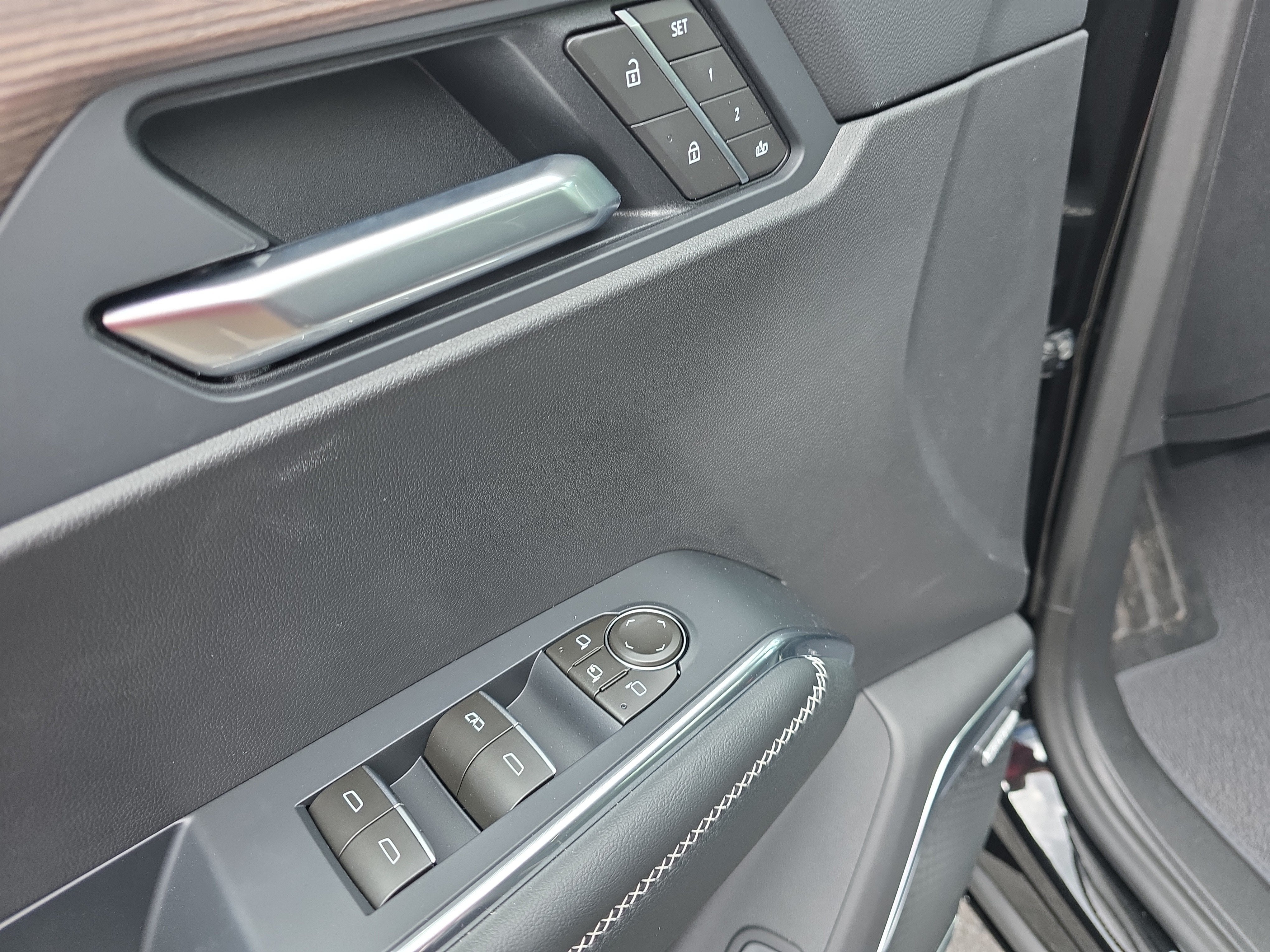 2027 GMC Acadia Denali