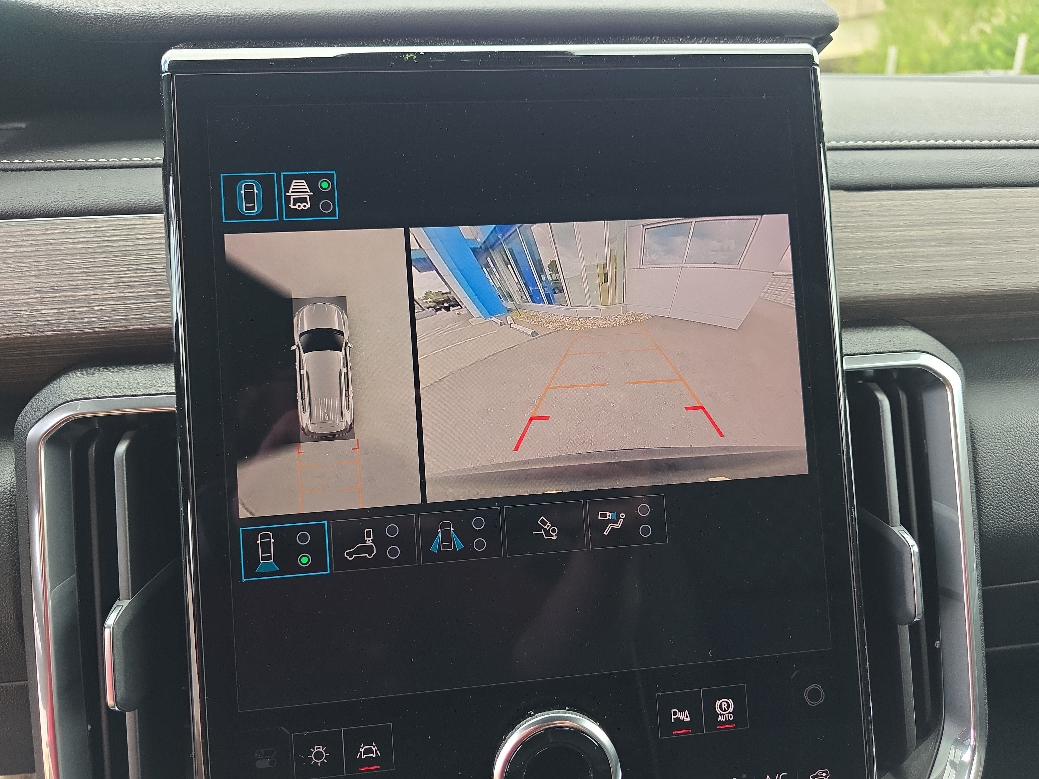 2027 GMC Acadia Denali