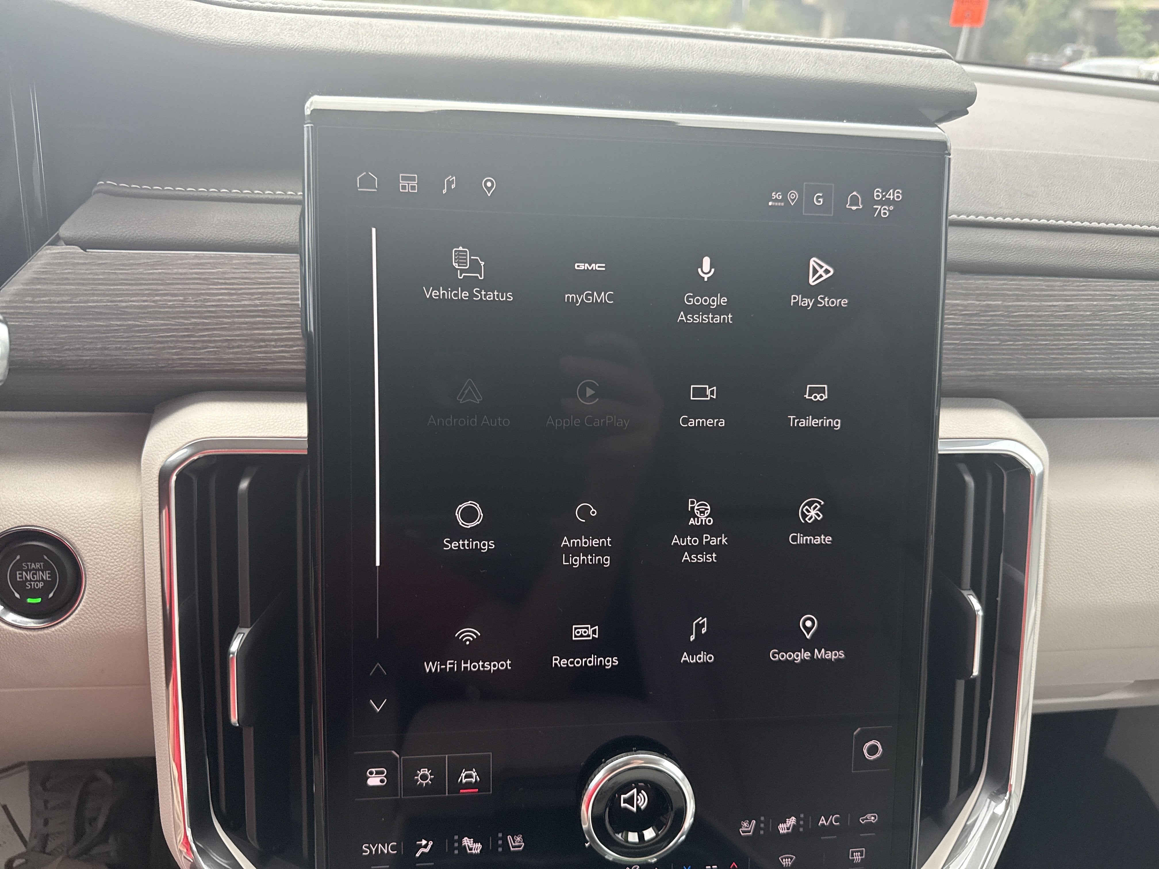 2027 GMC Acadia Denali