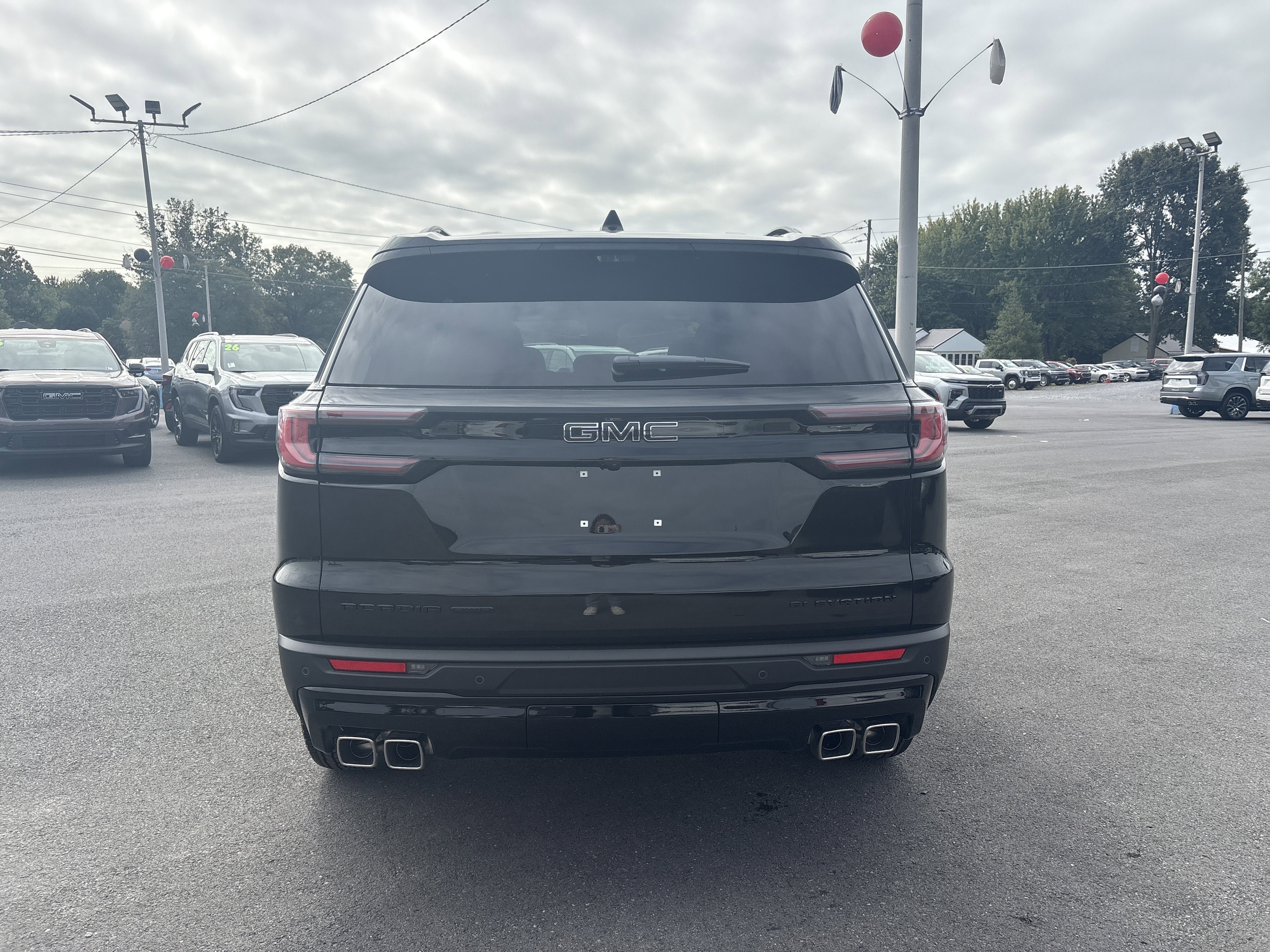 2026 GMC Acadia Elevation