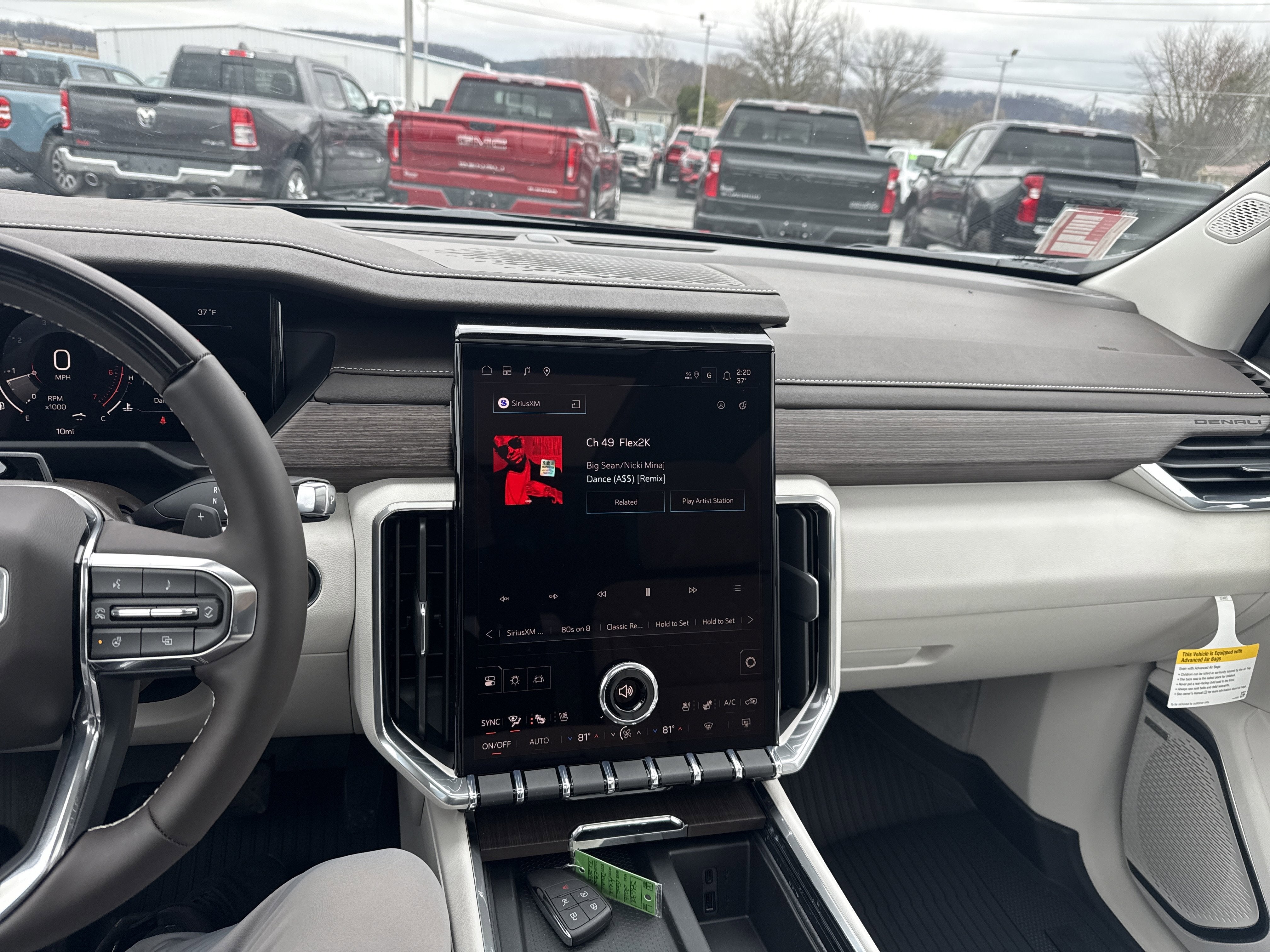 2026 GMC Acadia Denali