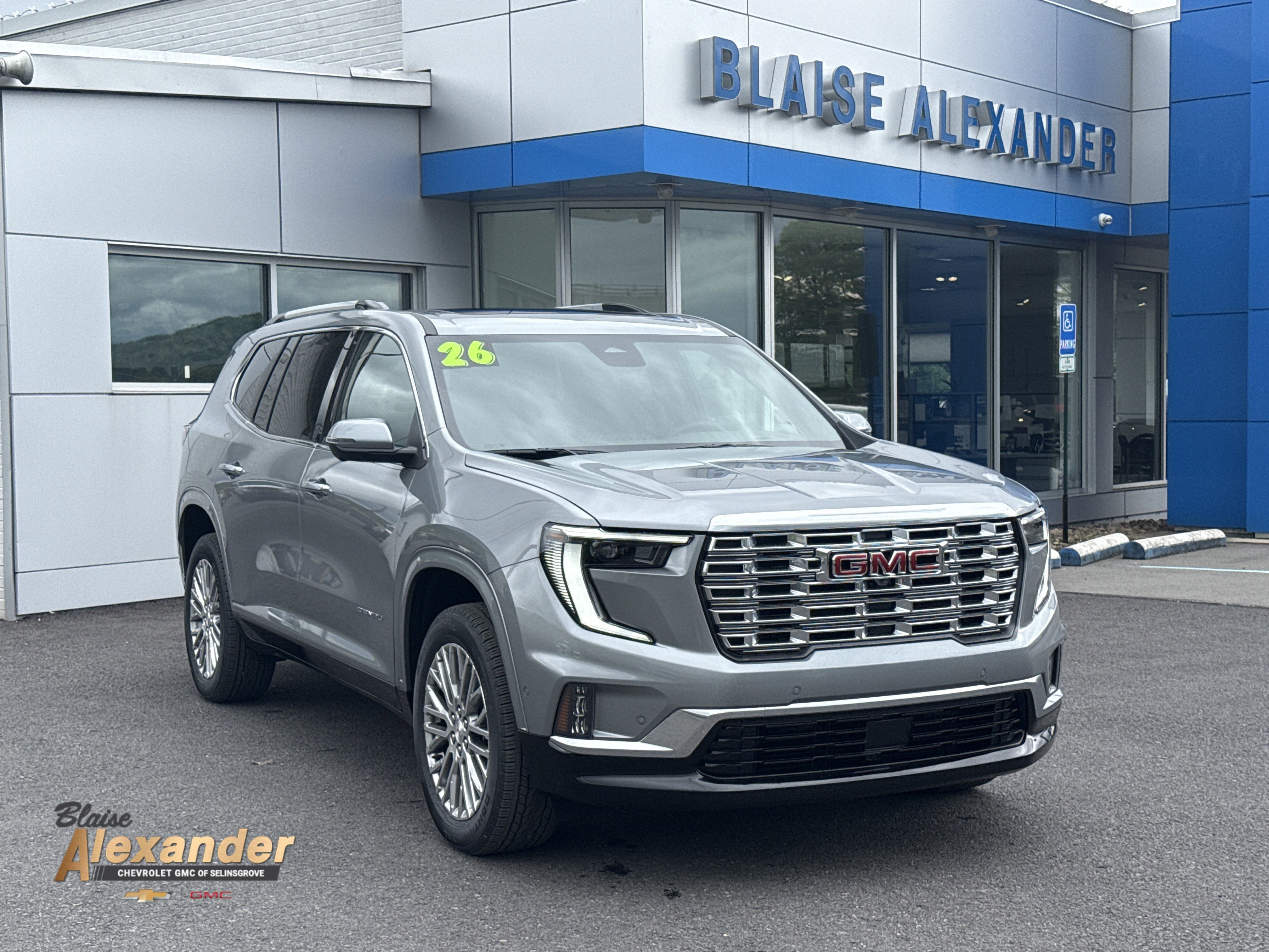 2026 GMC Acadia Denali AWD's photo