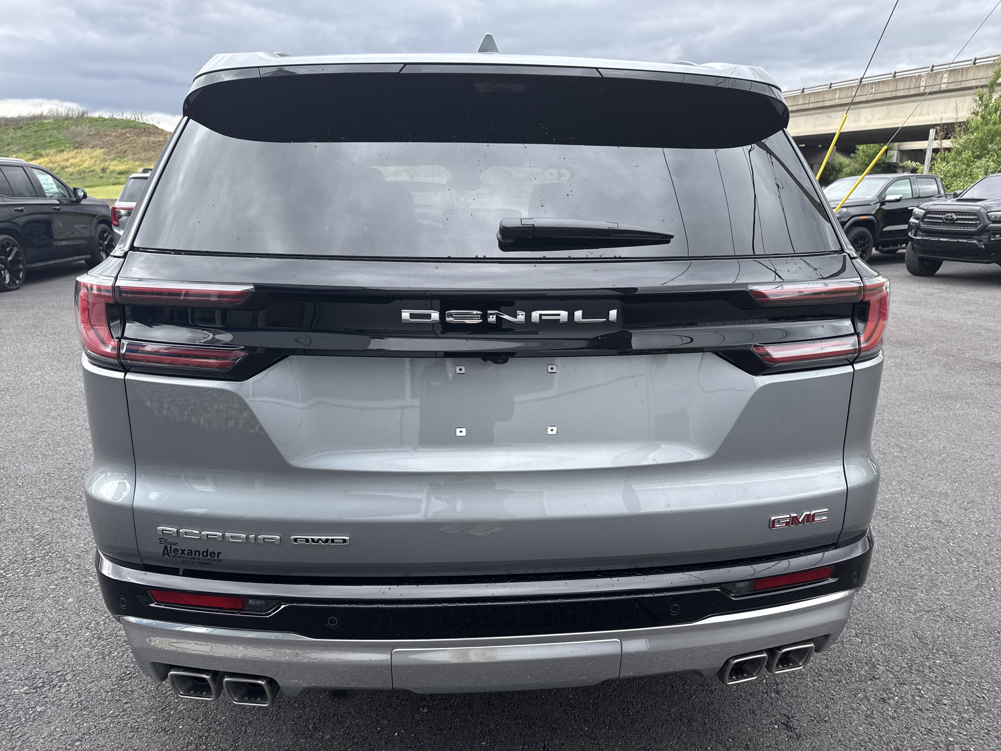 2026 GMC Acadia Denali