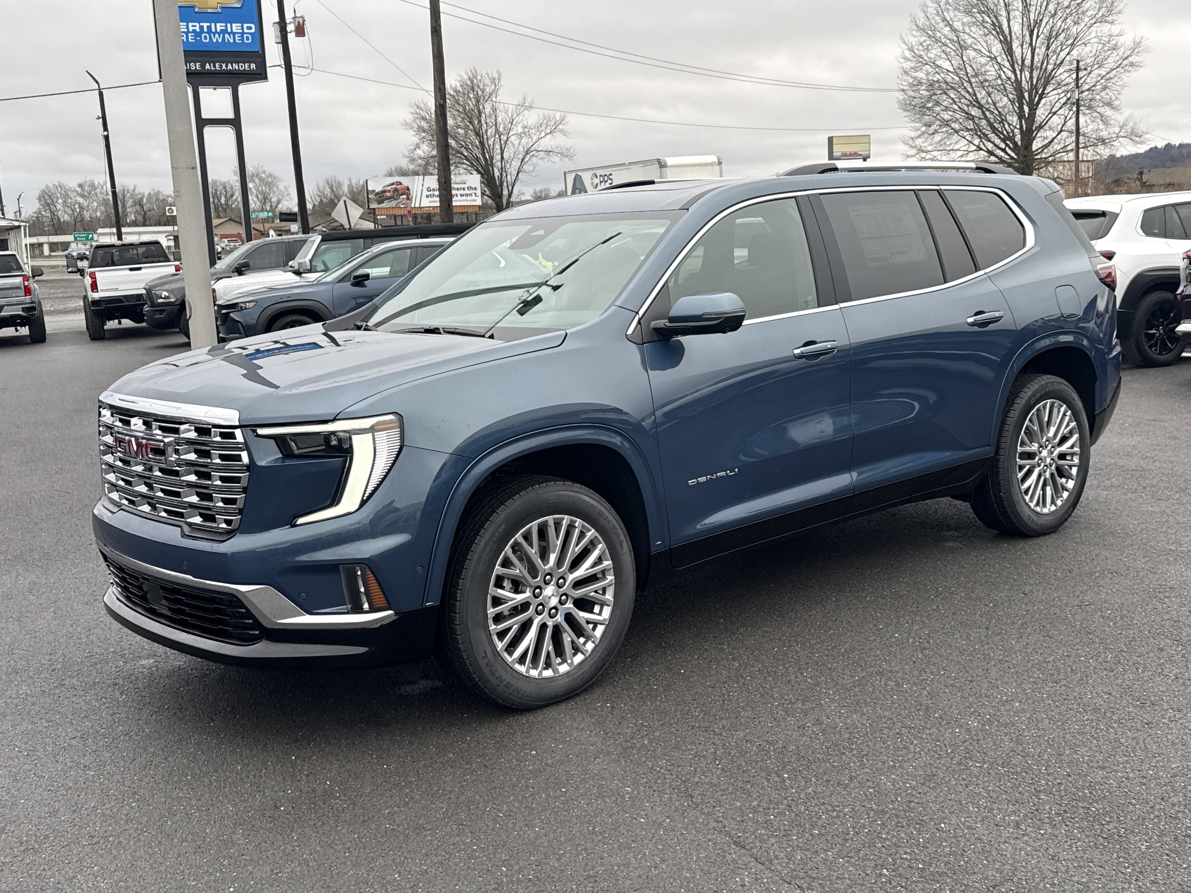 2026 GMC Acadia Denali