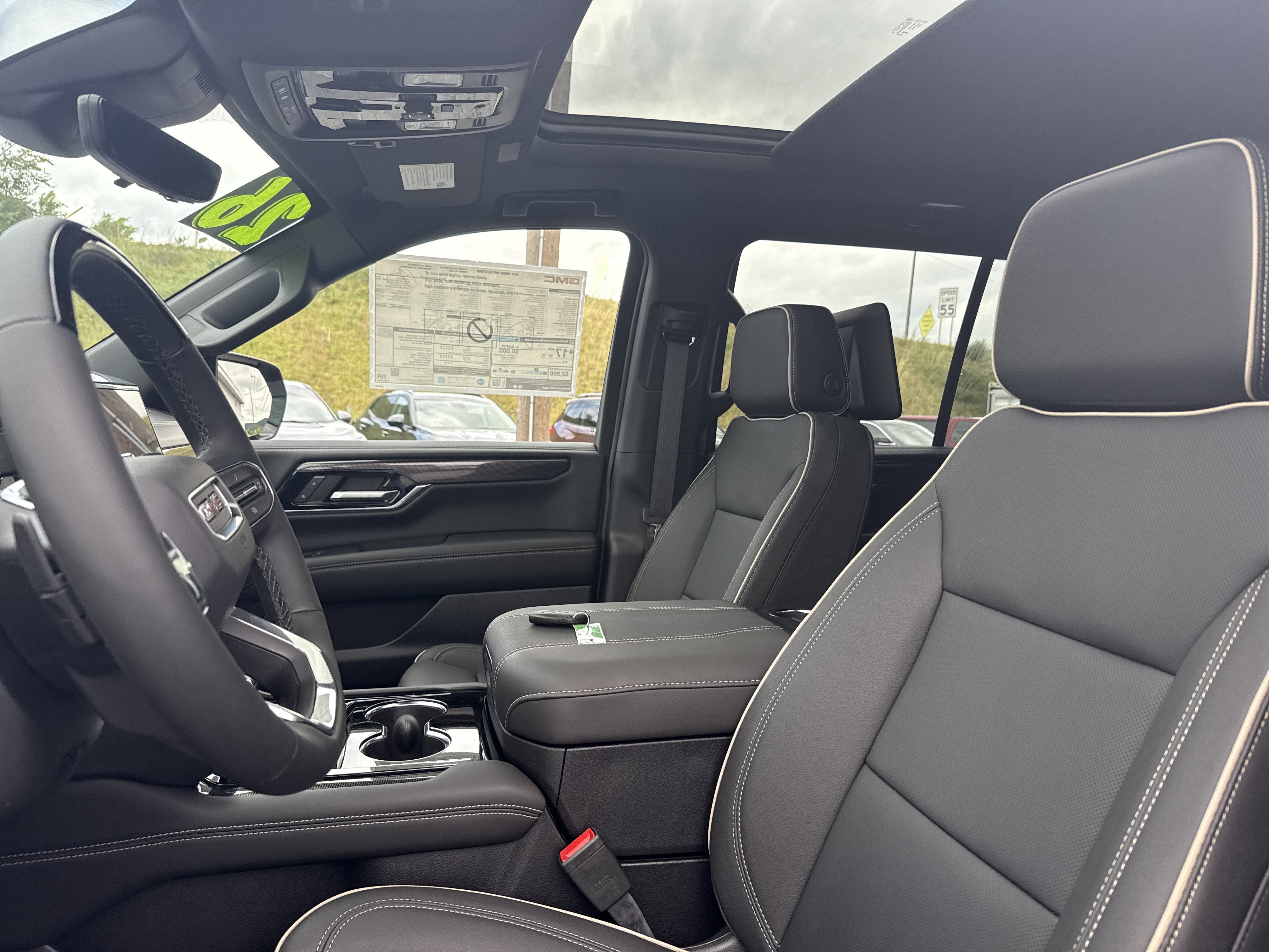 2026 GMC Yukon Elevation