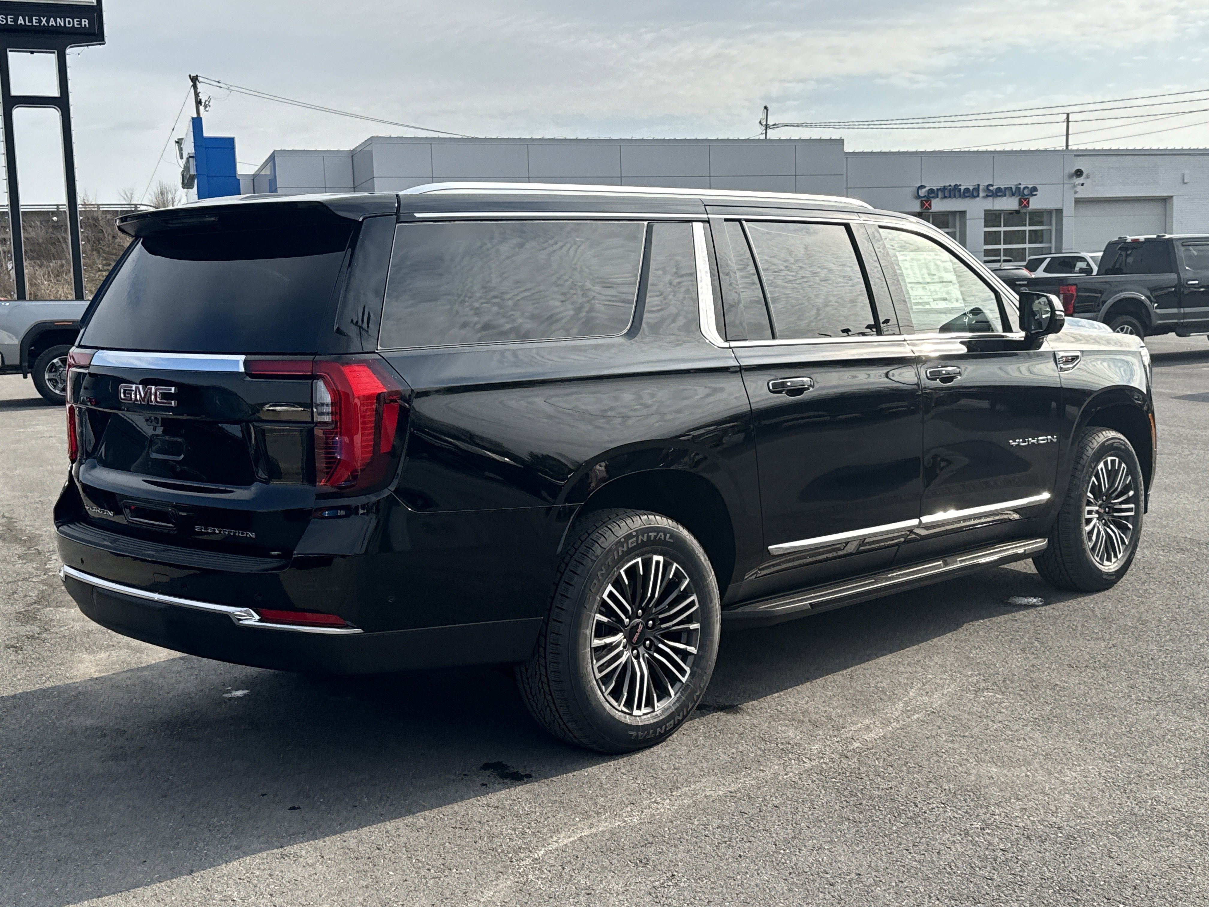 2026 GMC Yukon XL Elevation
