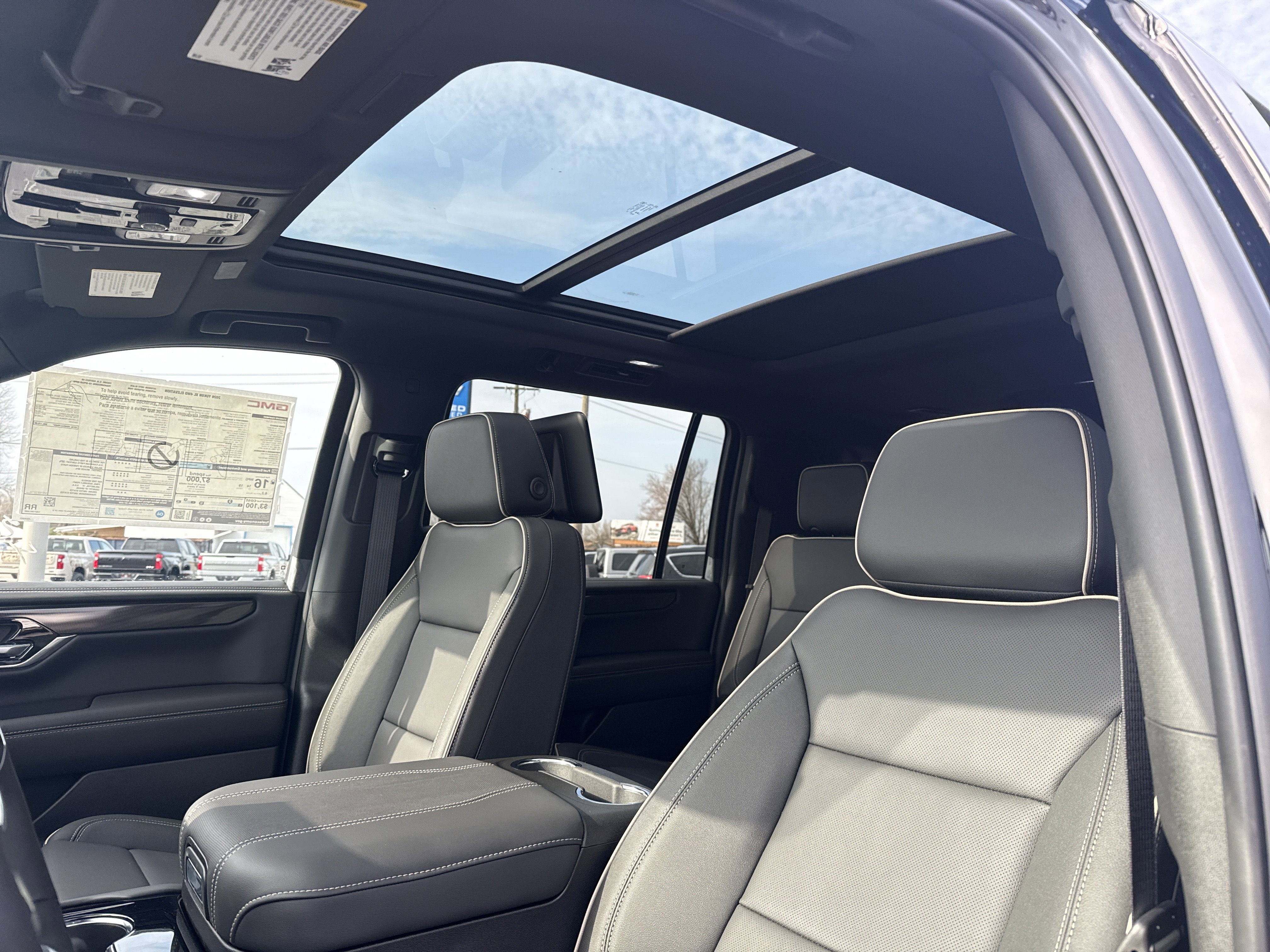 2026 GMC Yukon XL Elevation