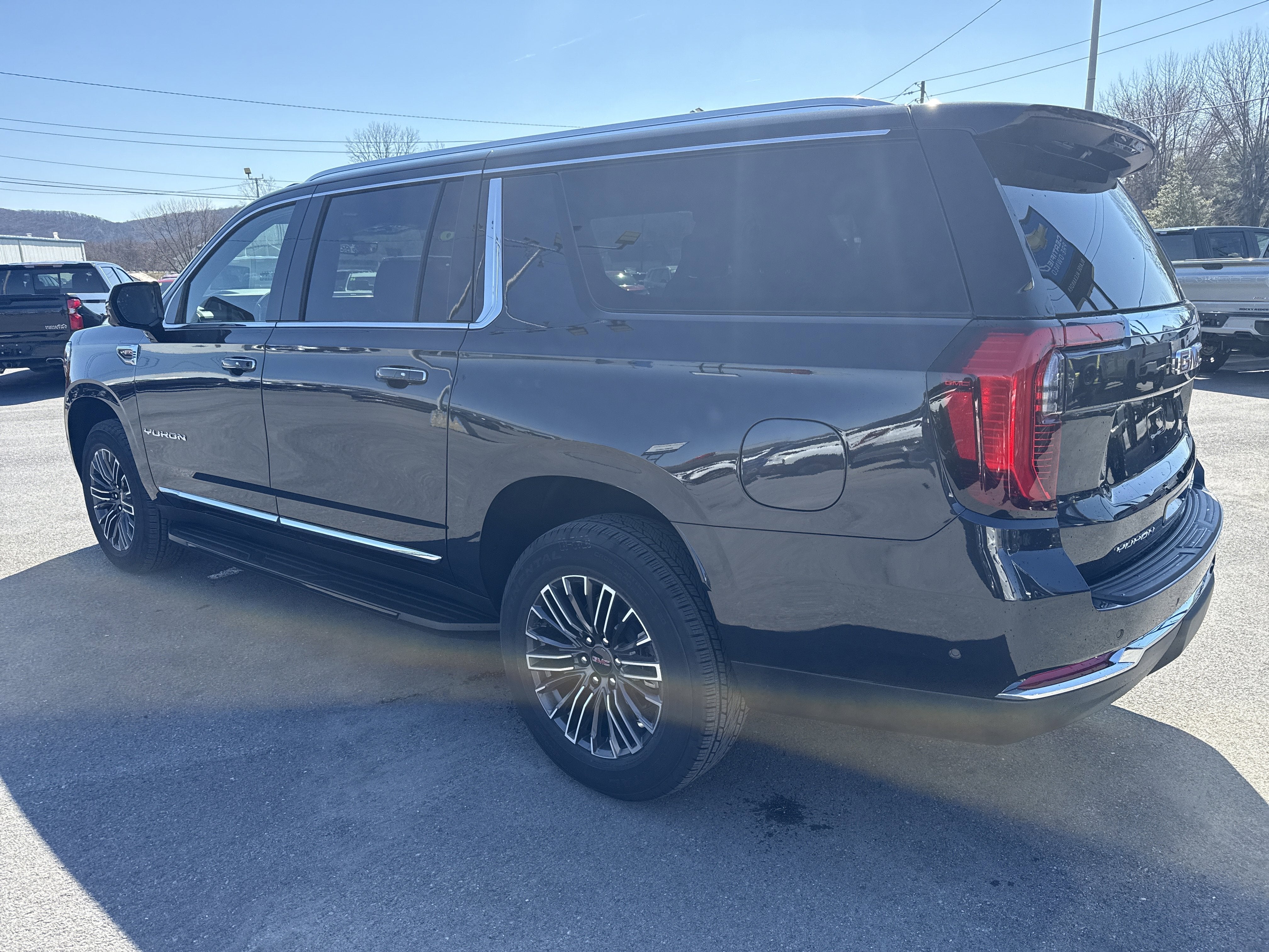 2026 GMC Yukon XL Elevation