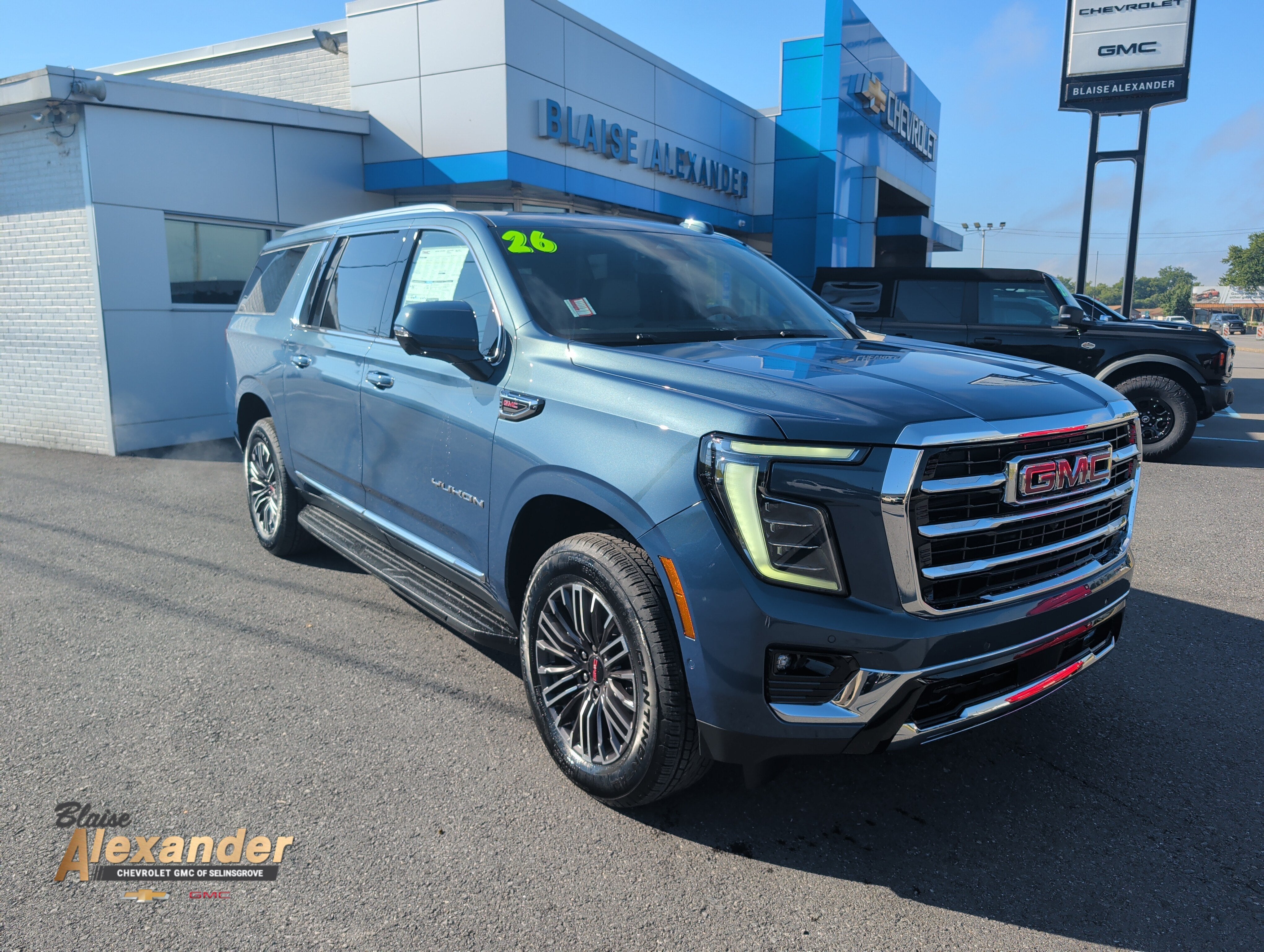 2026 GMC Yukon XL Elevation