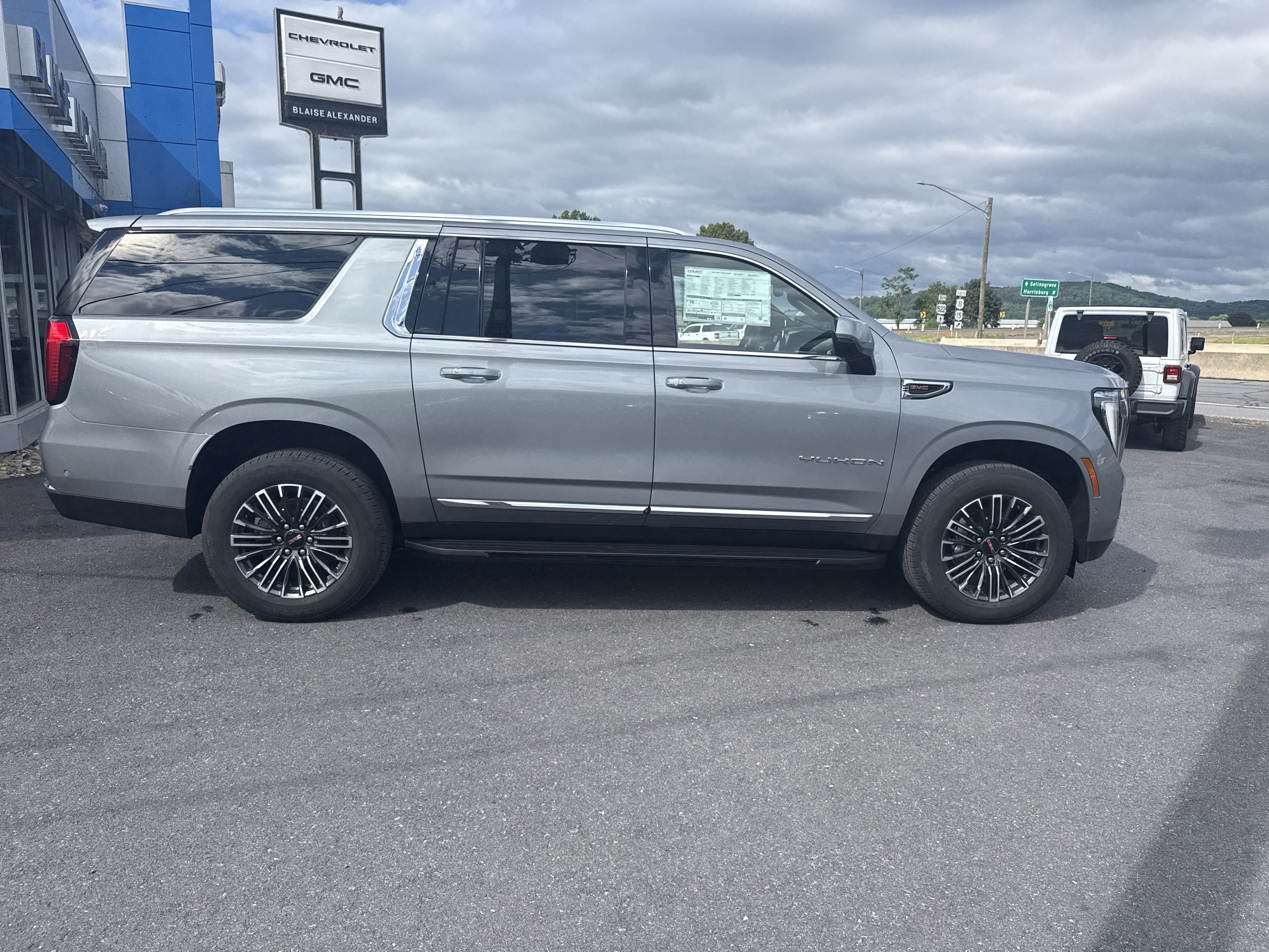 2026 GMC Yukon XL Elevation