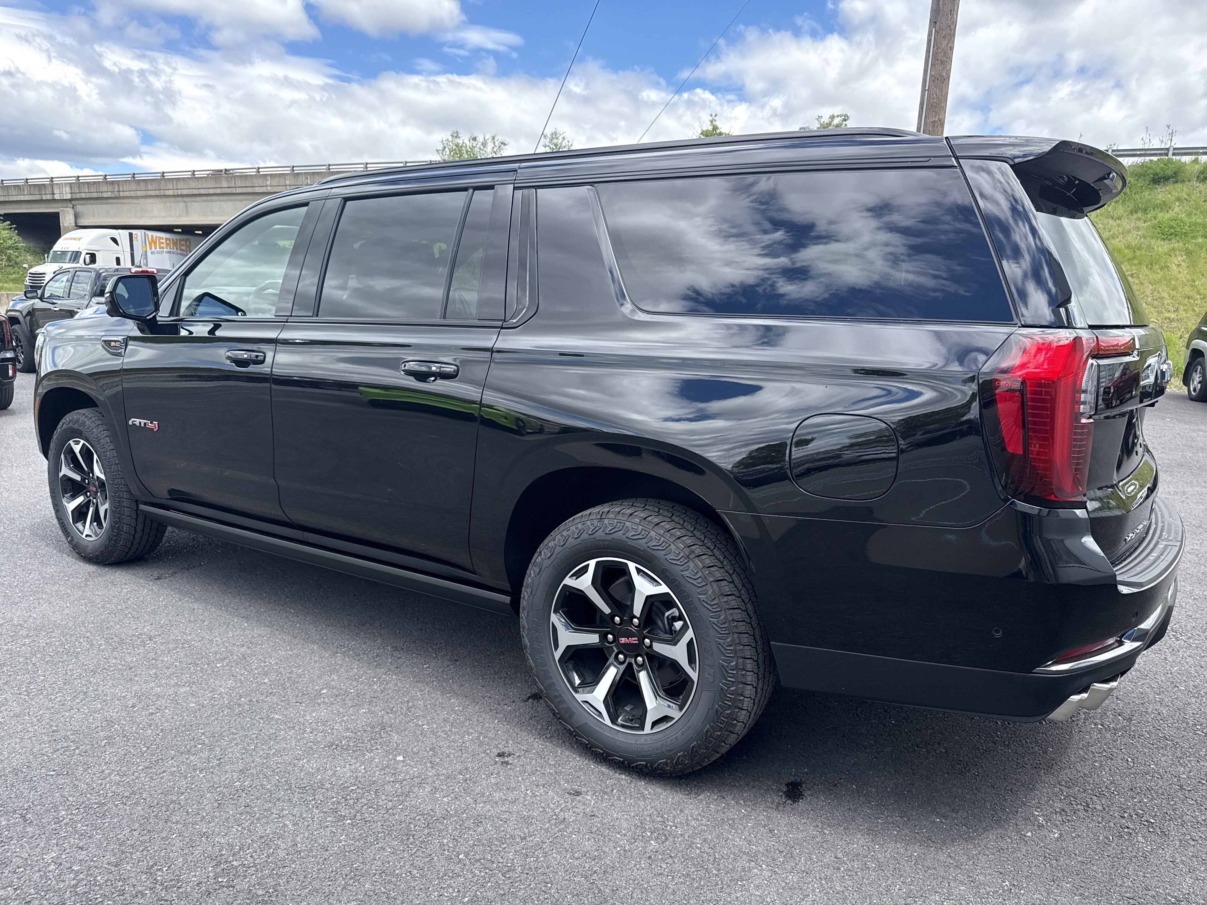 2026 GMC Yukon XL AT4