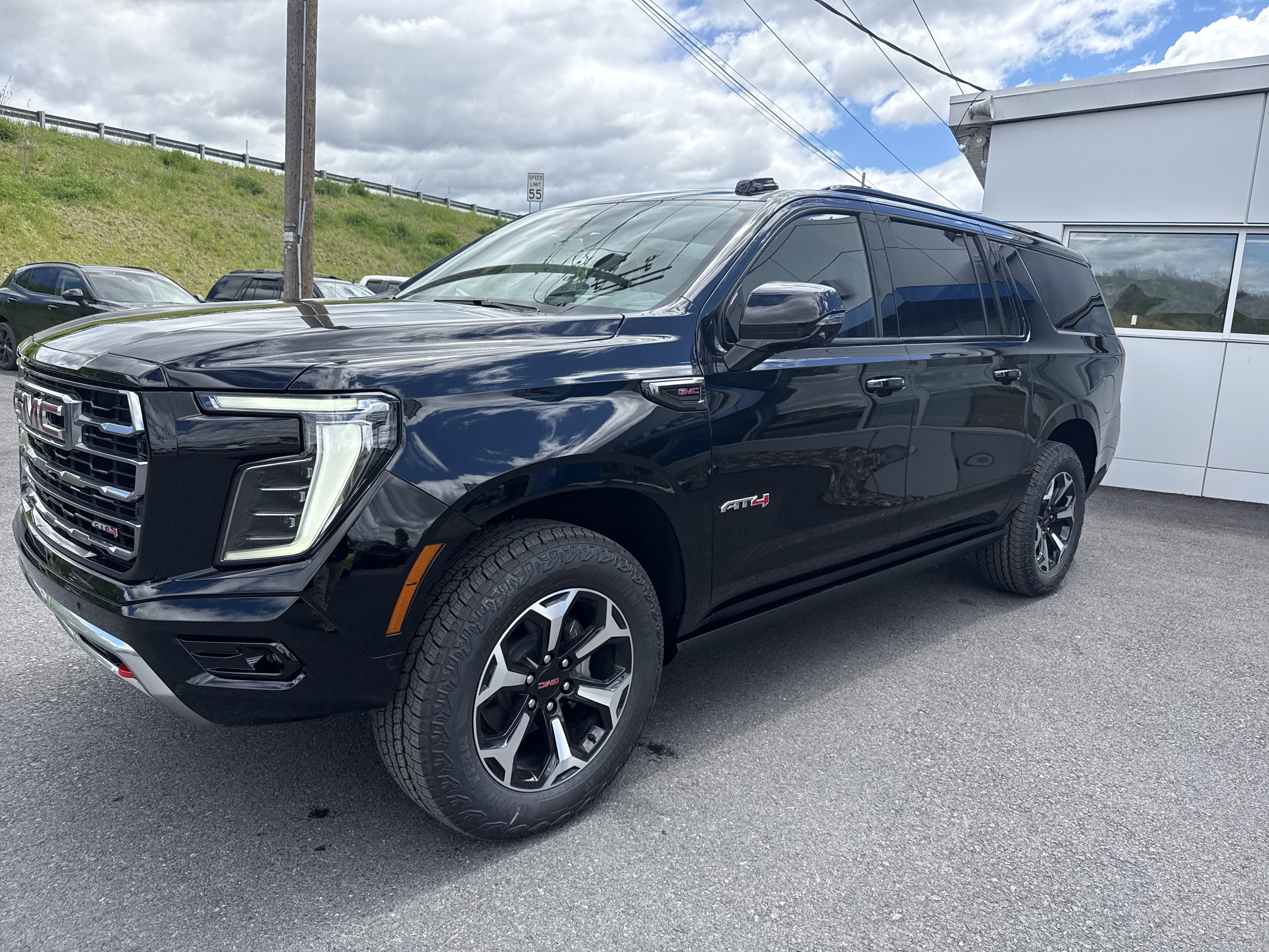 2026 GMC Yukon XL AT4