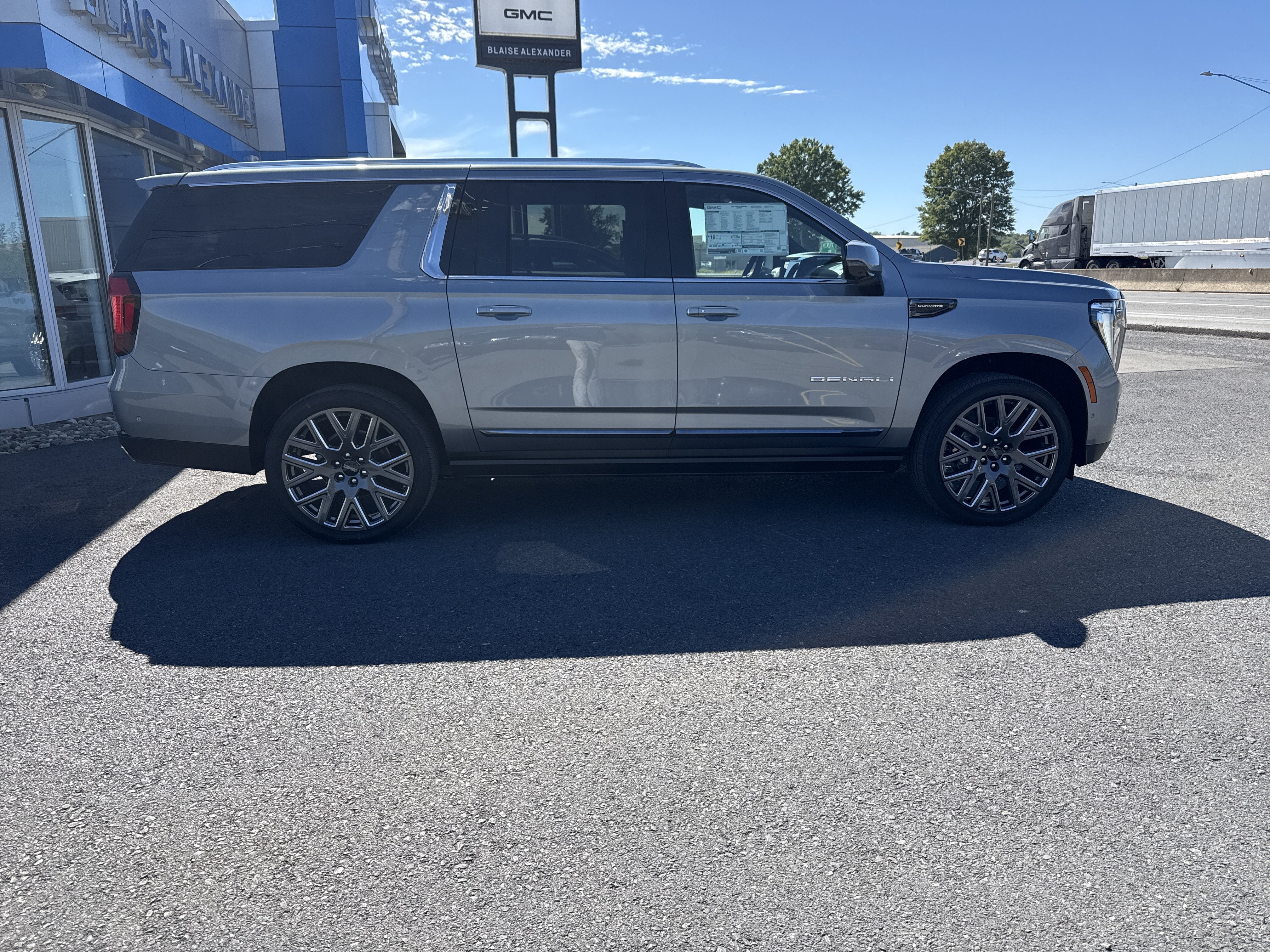 2026 GMC Yukon XL Denali Ultimate