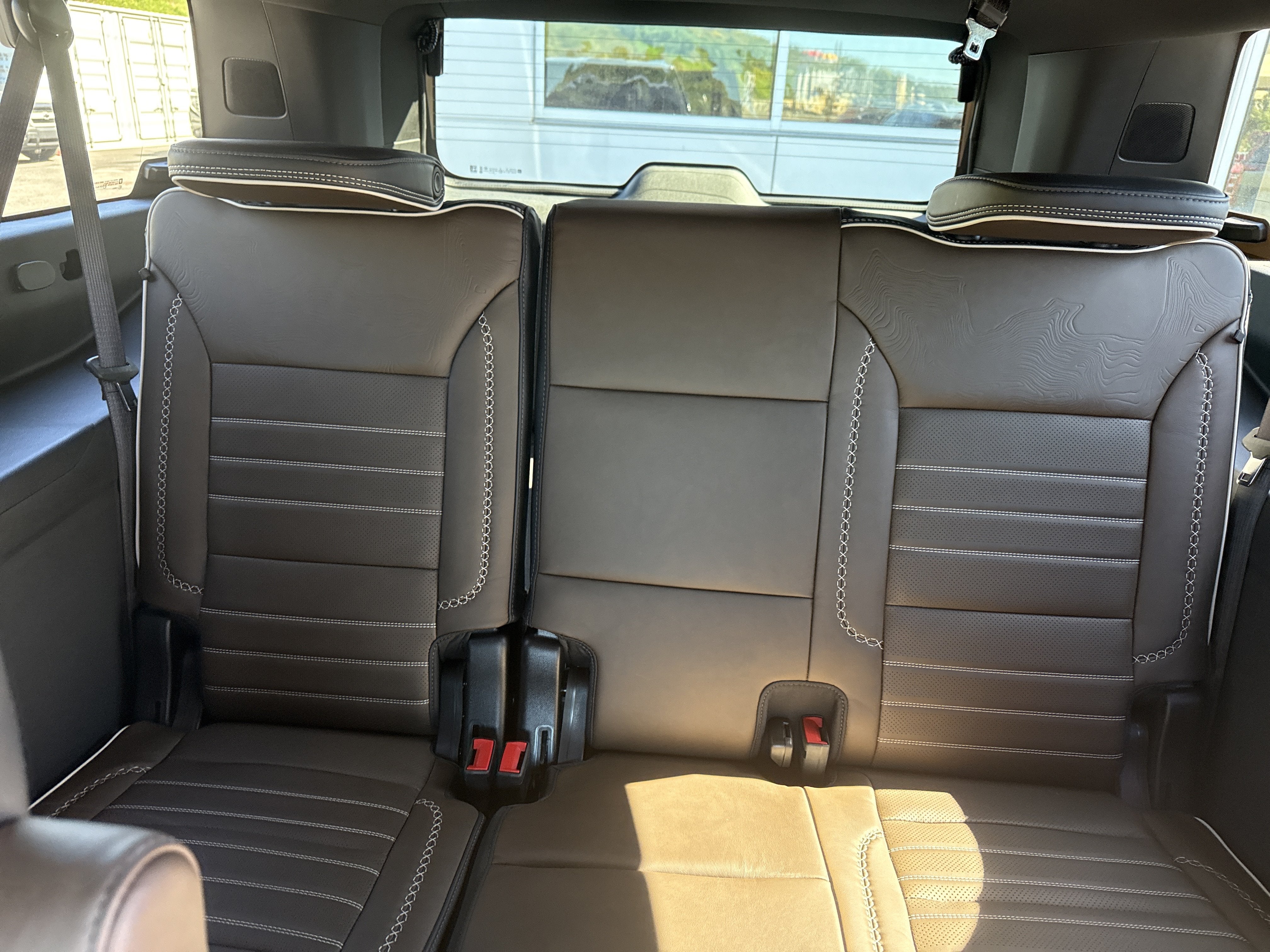 2026 GMC Yukon XL Denali Ultimate - Photo 21