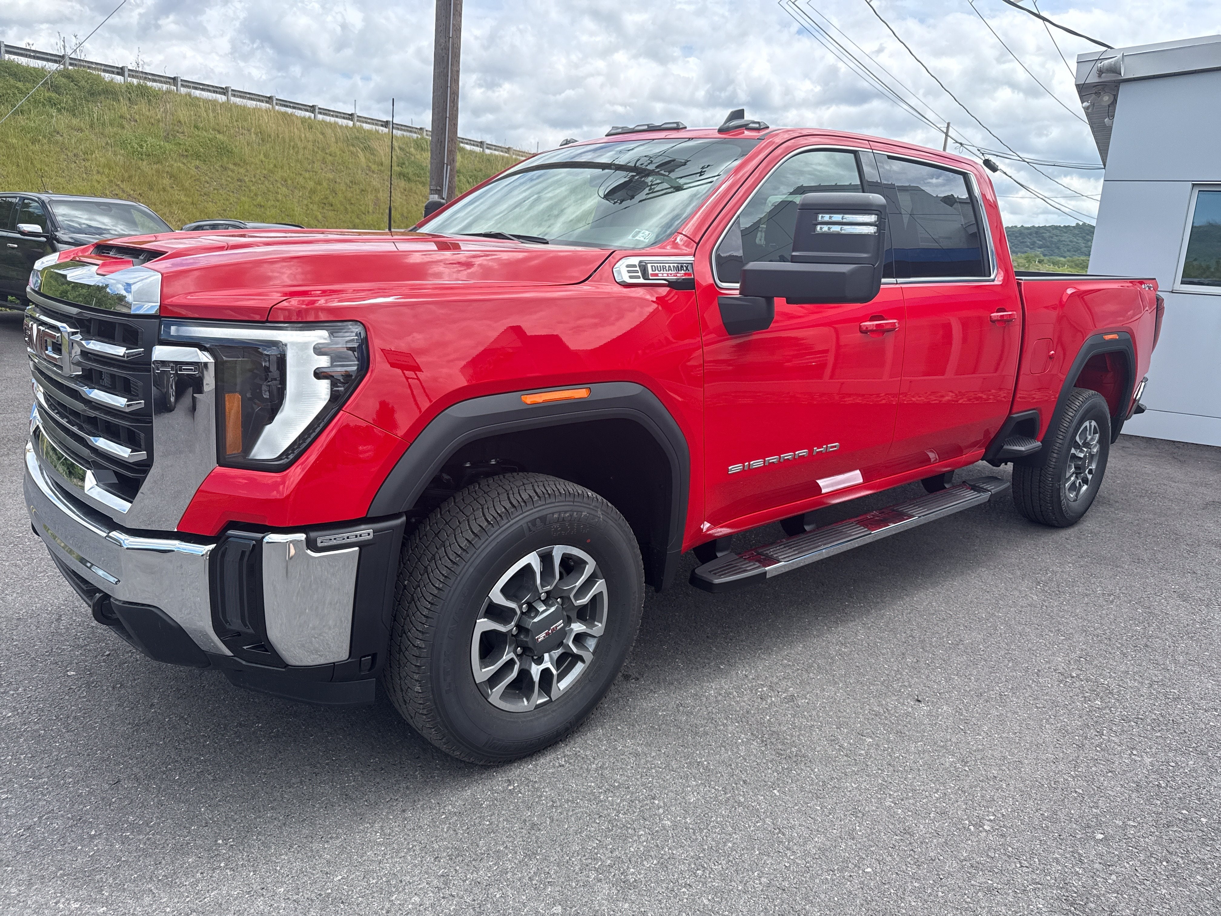 2026 GMC Sierra 2500 HD SLE