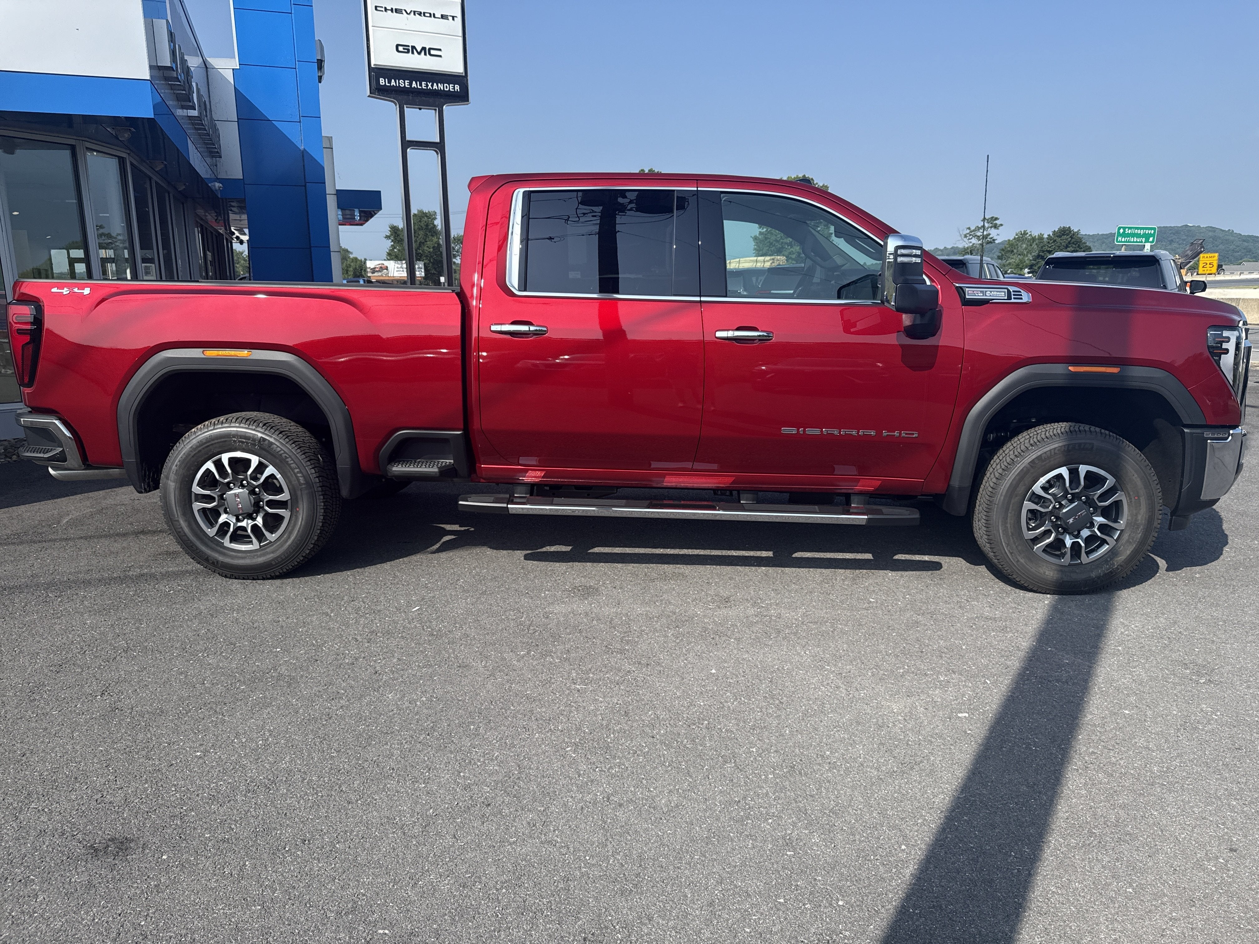 2026 GMC Sierra 2500 HD SLT