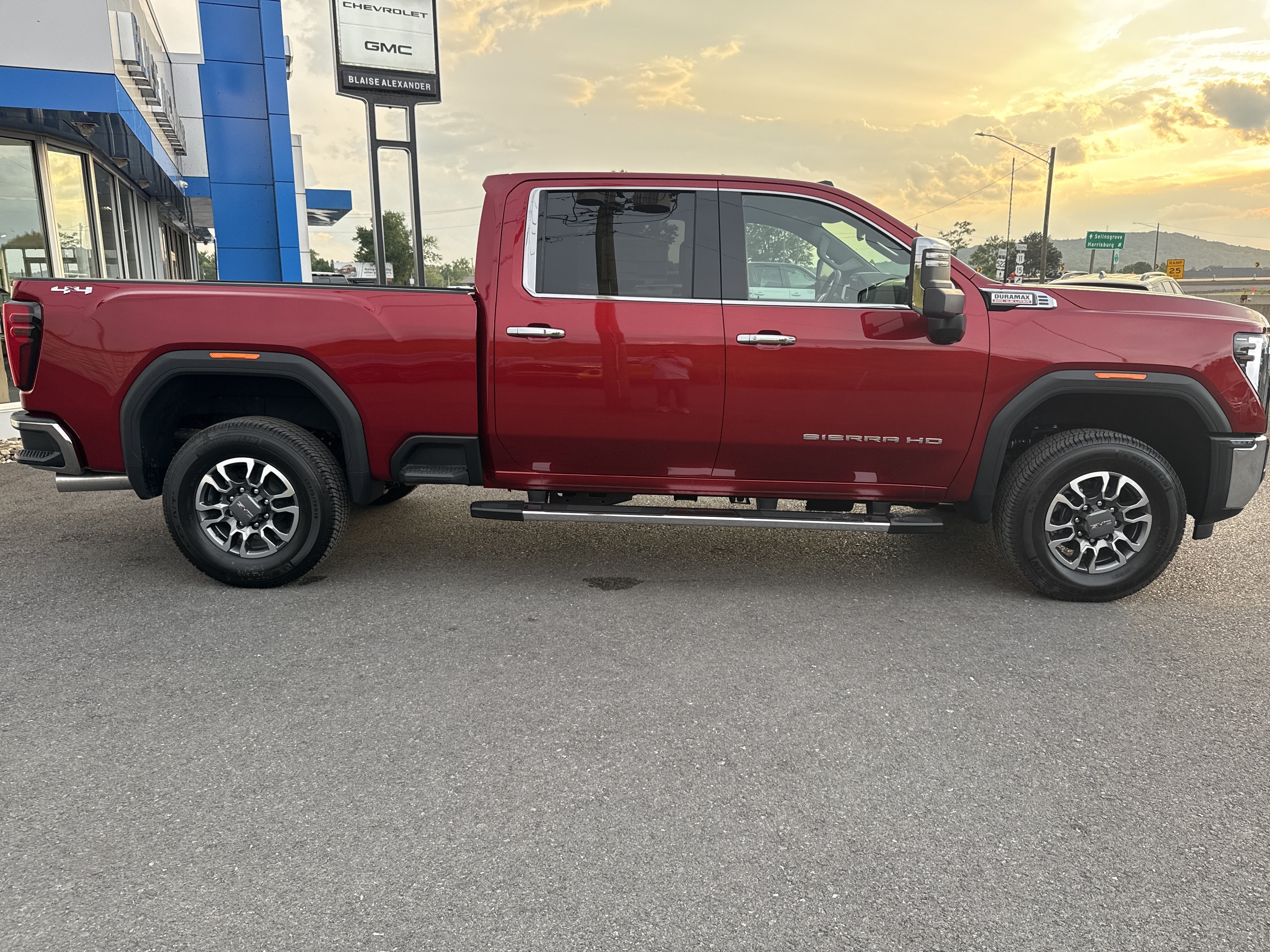 2026 GMC Sierra 2500 HD SLT
