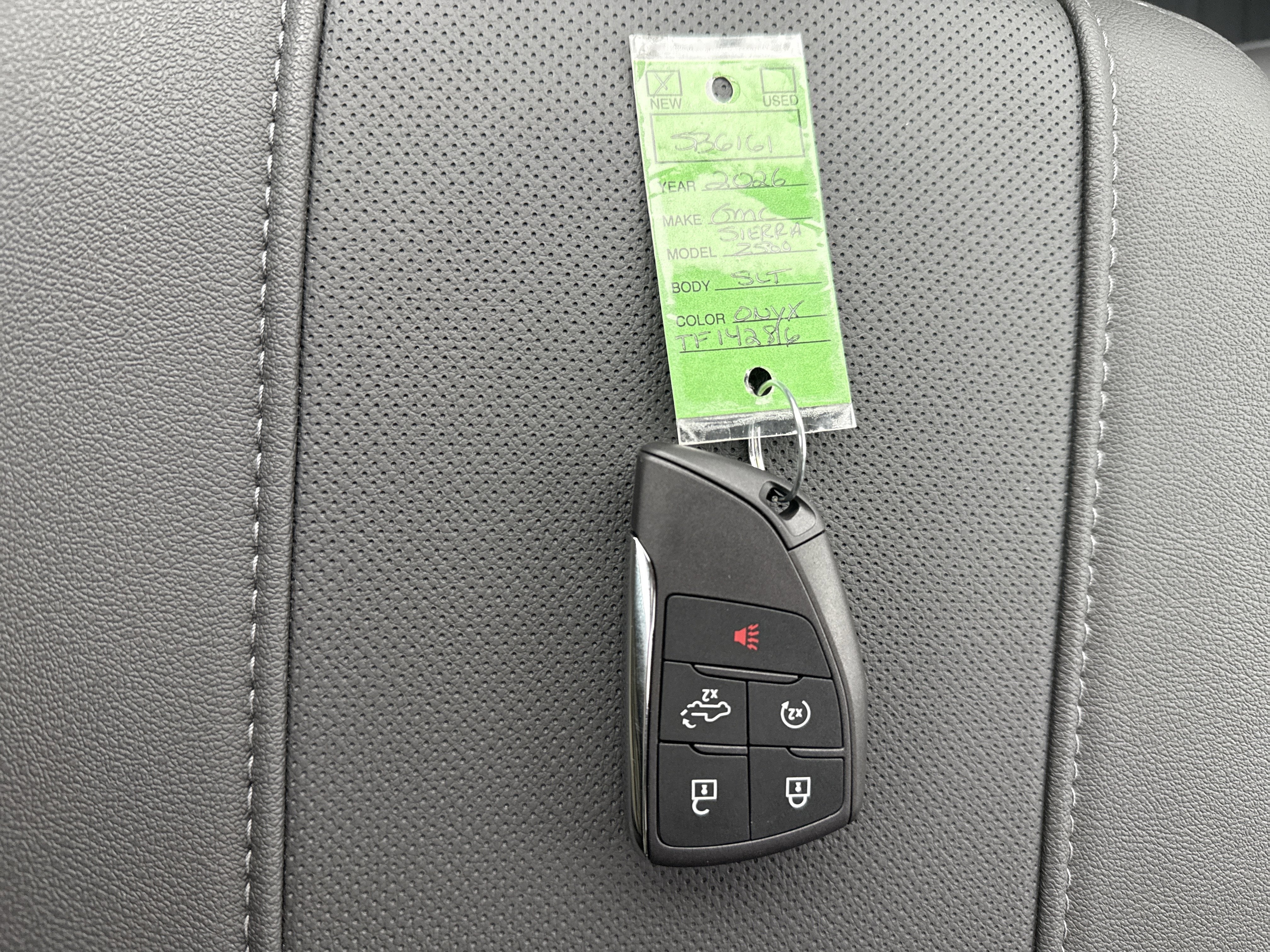 2026 GMC Sierra 2500 HD SLT