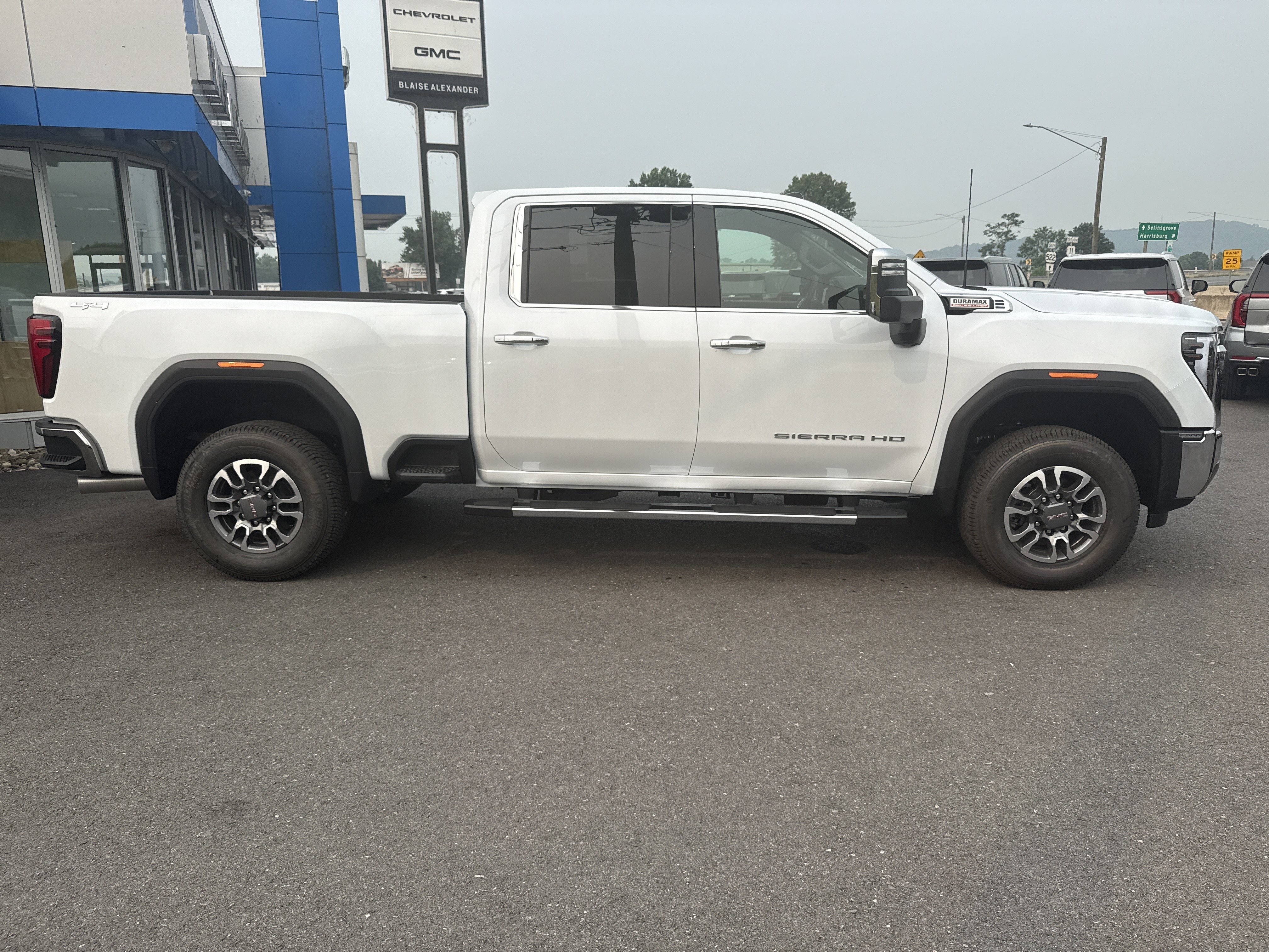 2026 GMC Sierra 2500 HD SLT