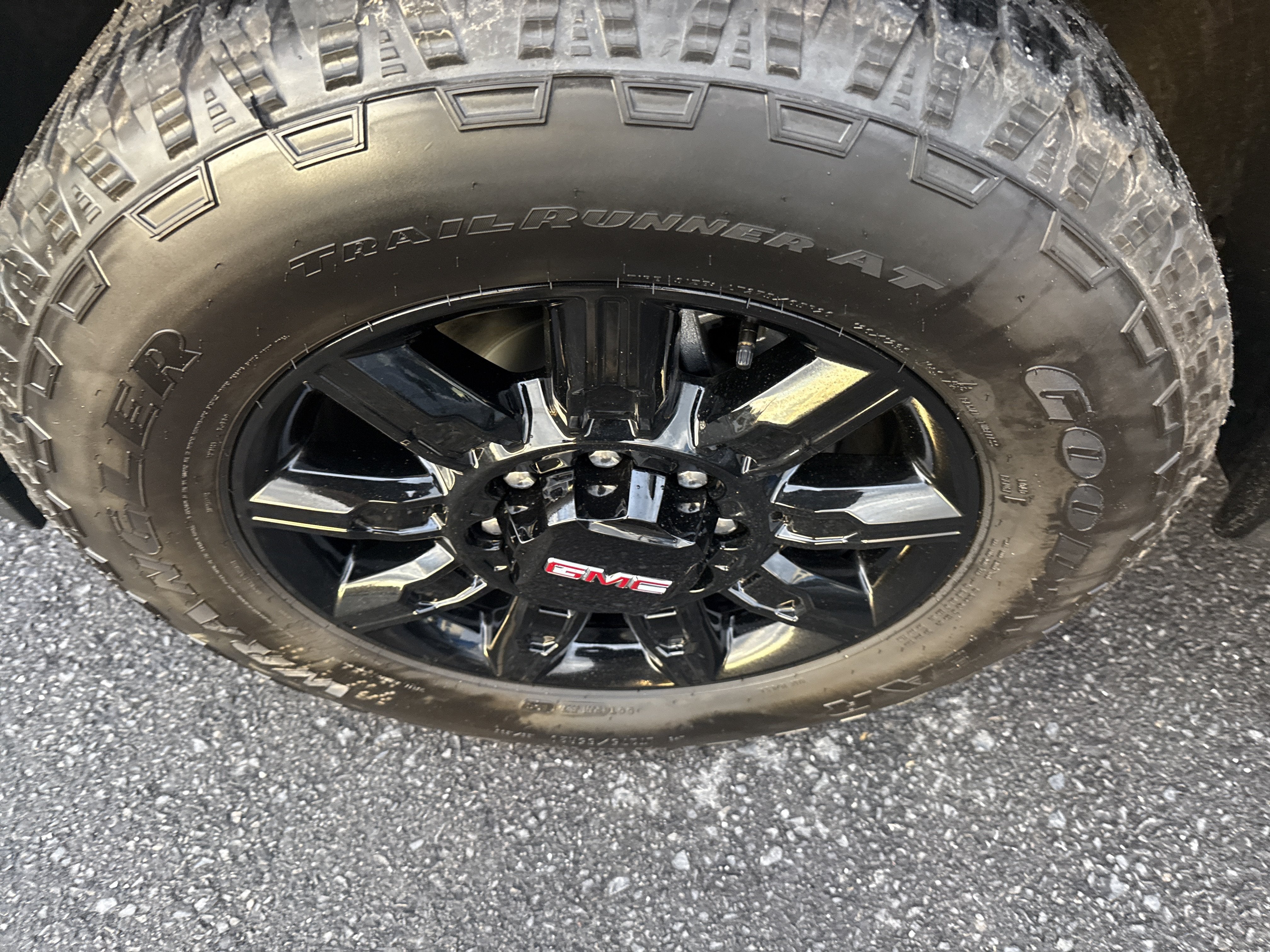 2026 GMC Sierra 2500HD AT4 - Photo 10