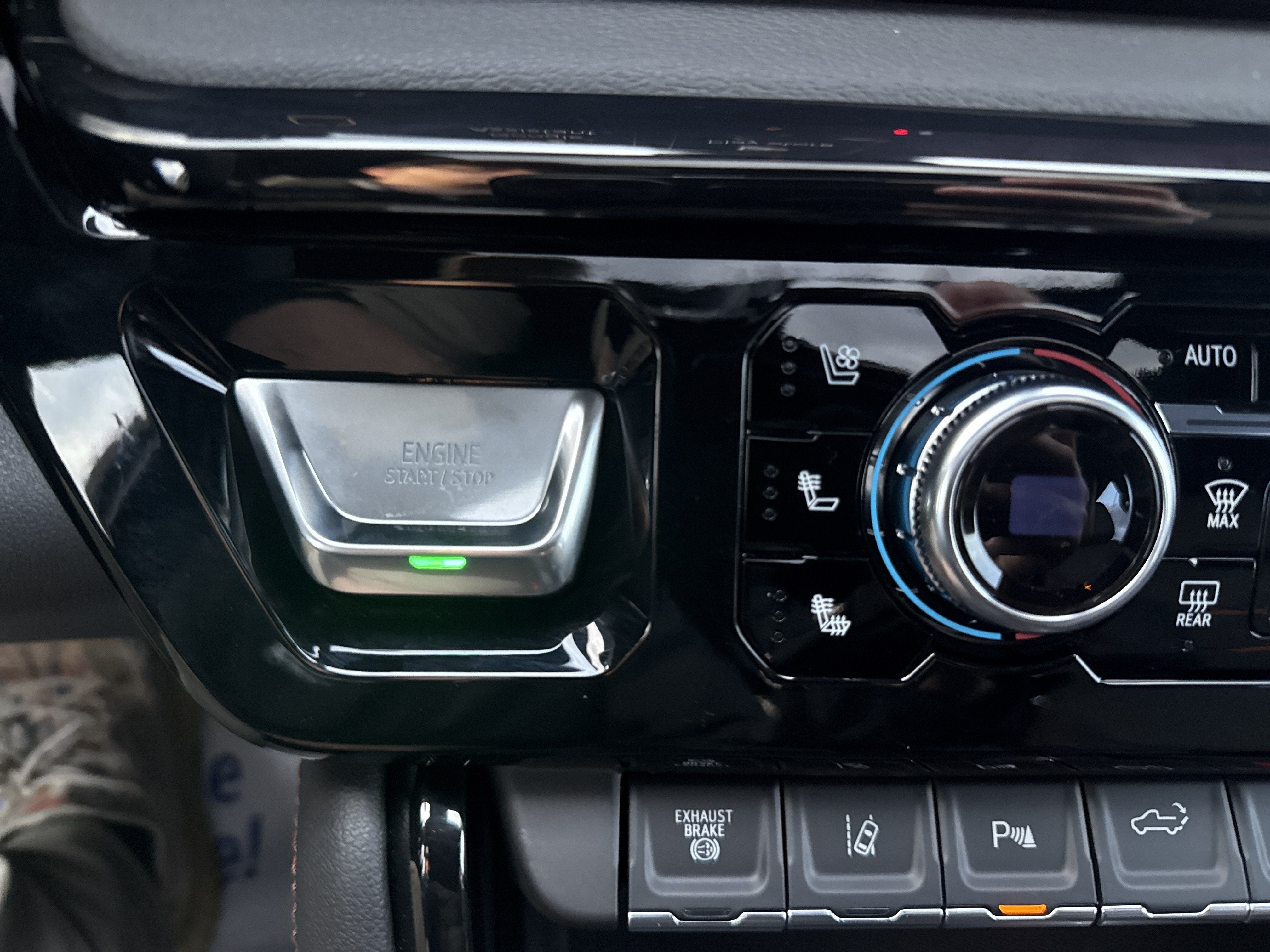 2026 GMC Sierra 2500HD AT4 - Photo 28