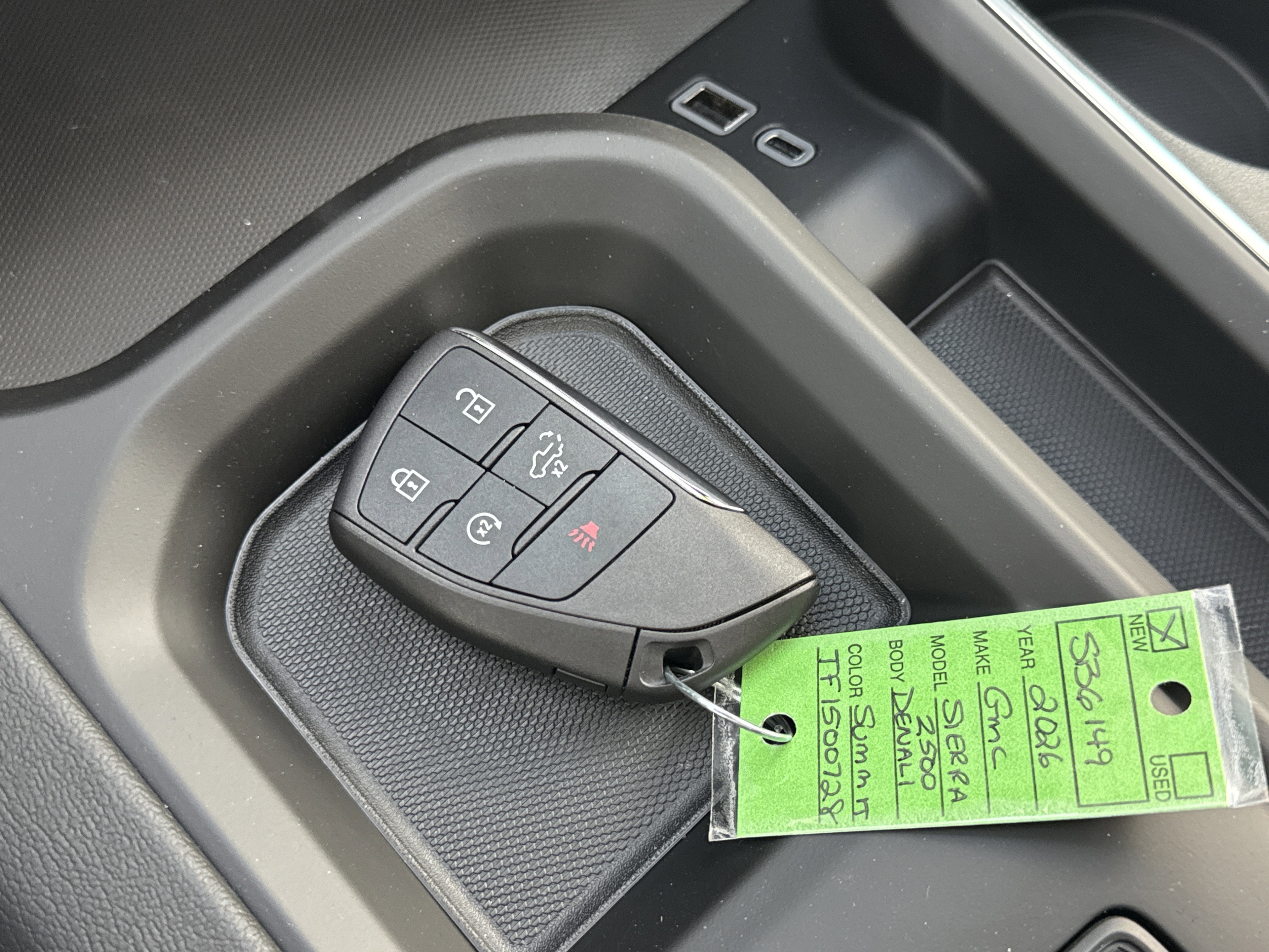 2026 GMC Sierra 2500 HD Denali