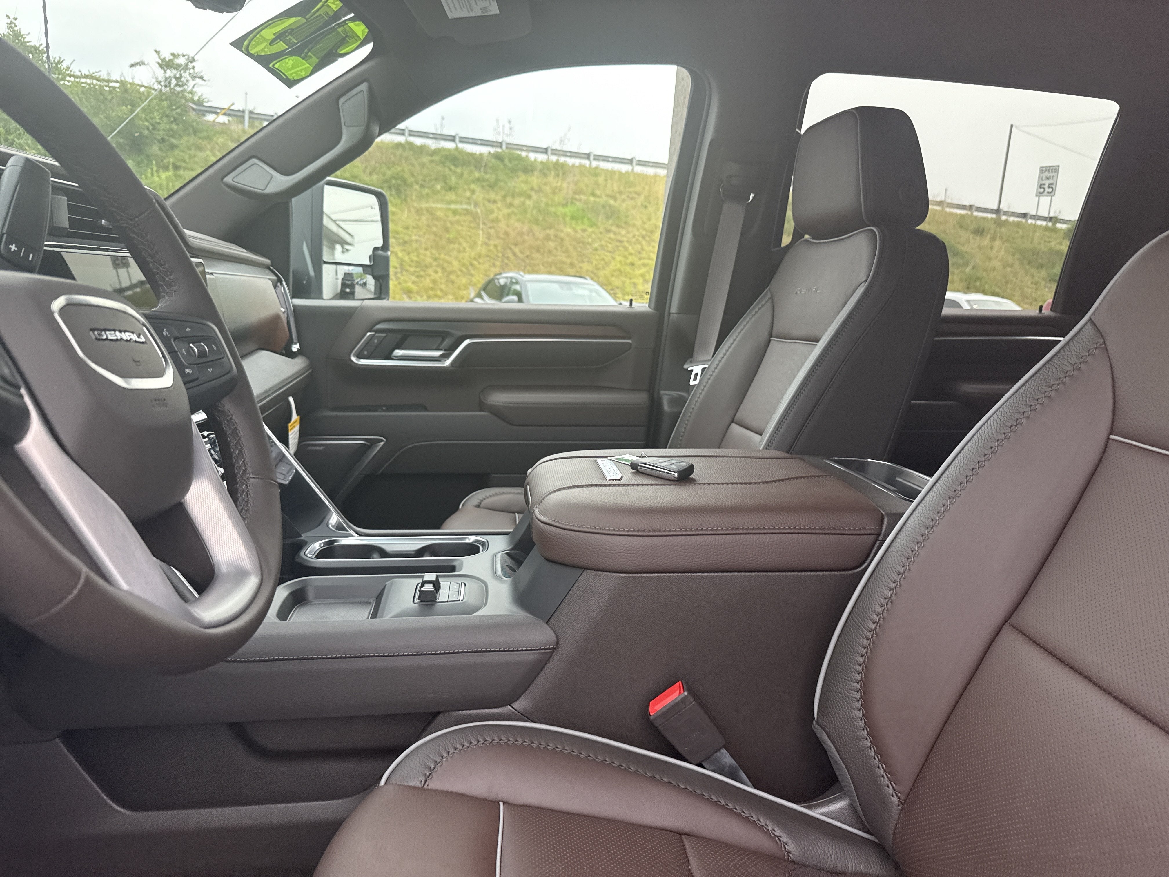 2026 GMC Sierra 3500 HD Denali DRW
