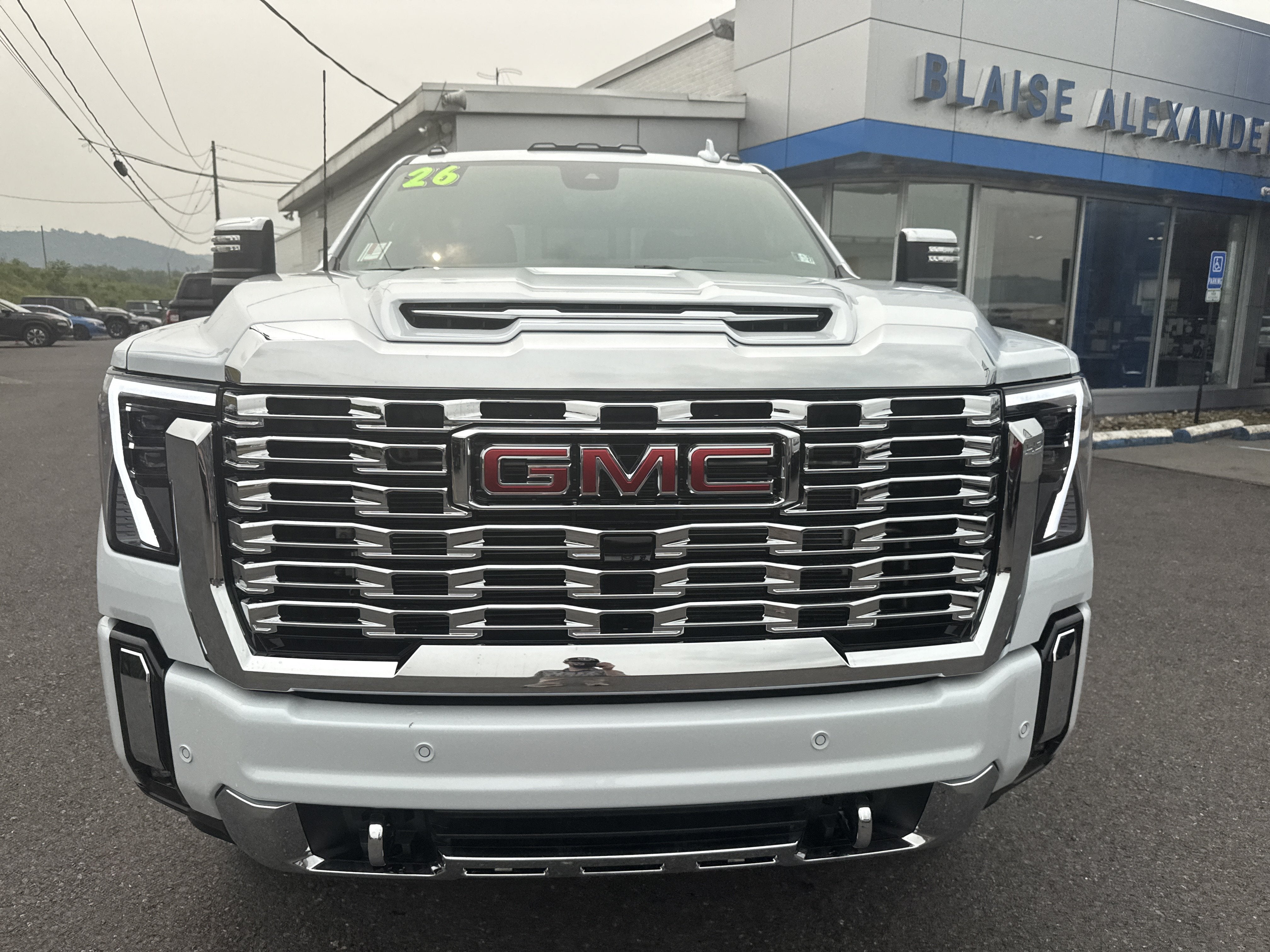2026 GMC Sierra 3500 HD Denali DRW