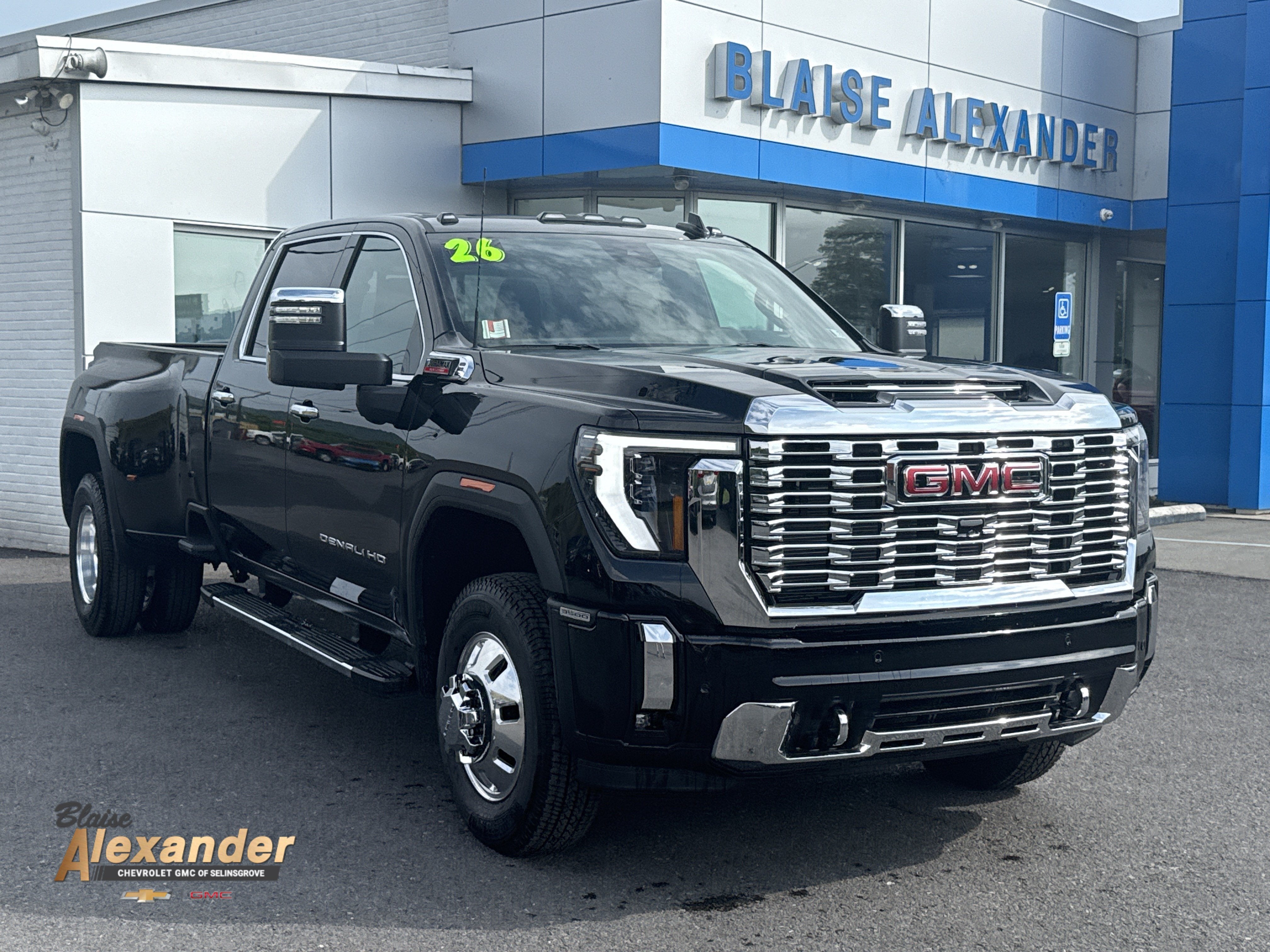 2026 GMC Sierra 3500 HD Denali DRW