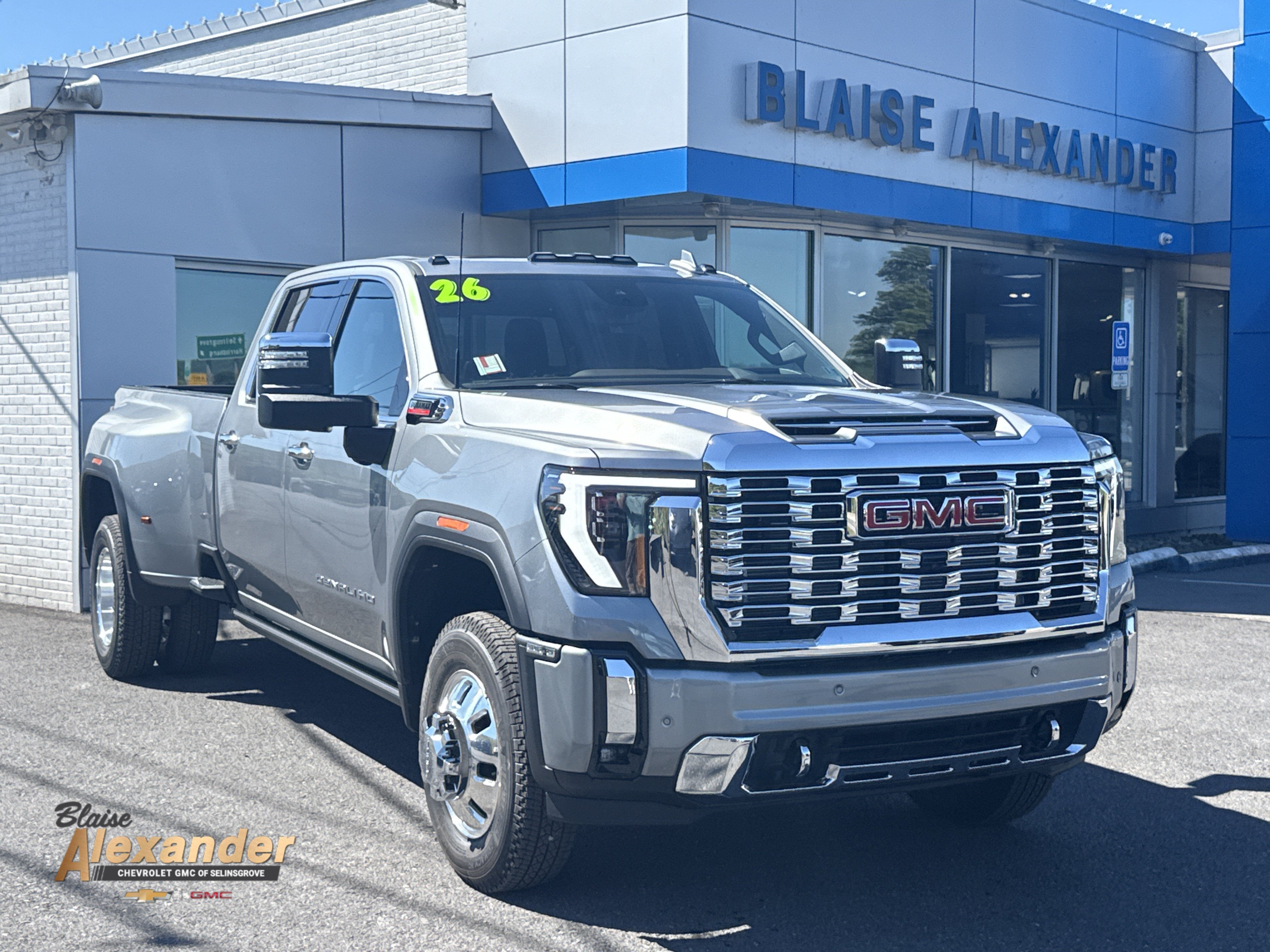2026 GMC Sierra 3500 HD Denali DRW