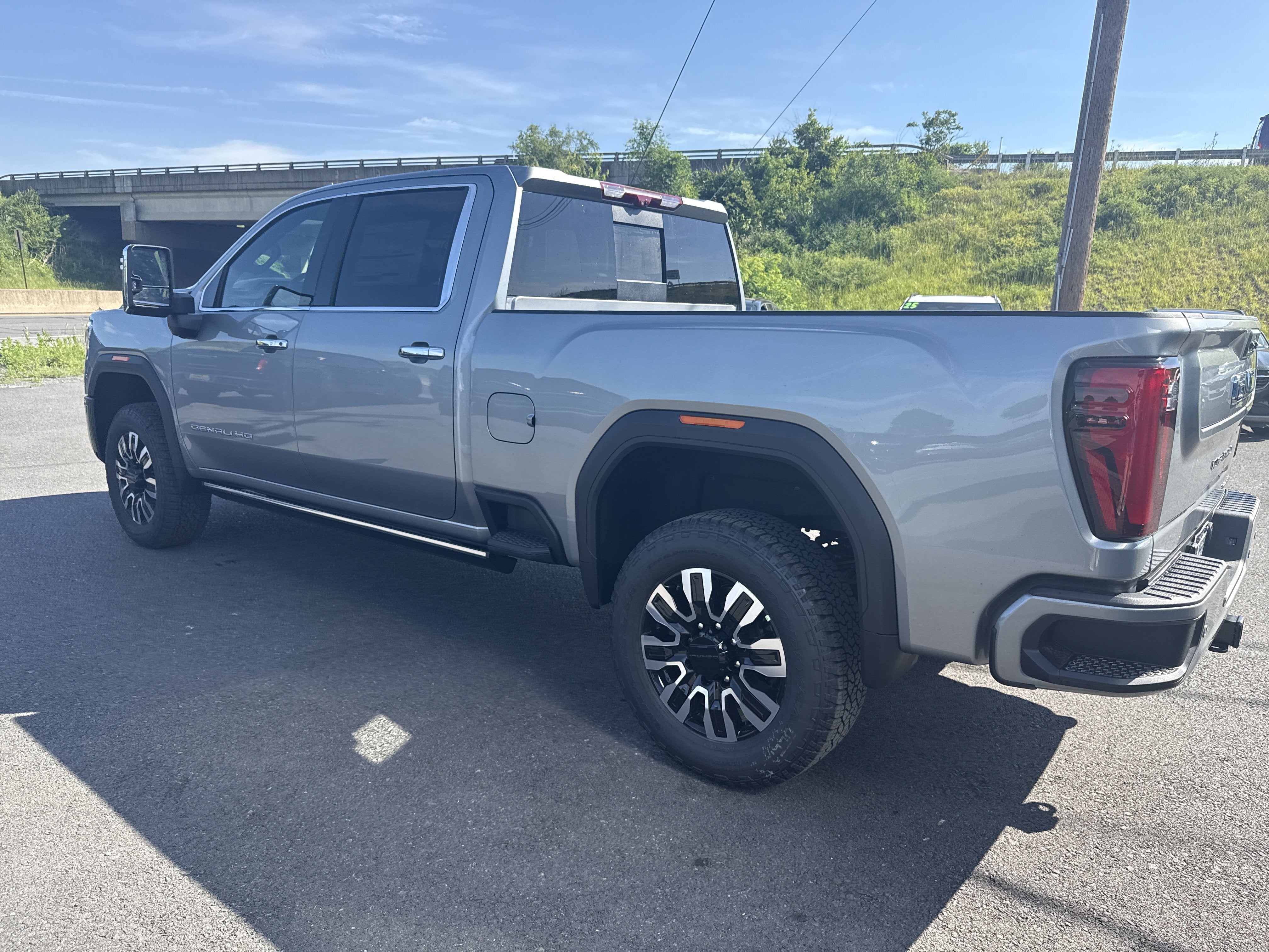 2026 GMC Sierra 2500HD Denali Ultimate - Photo 6