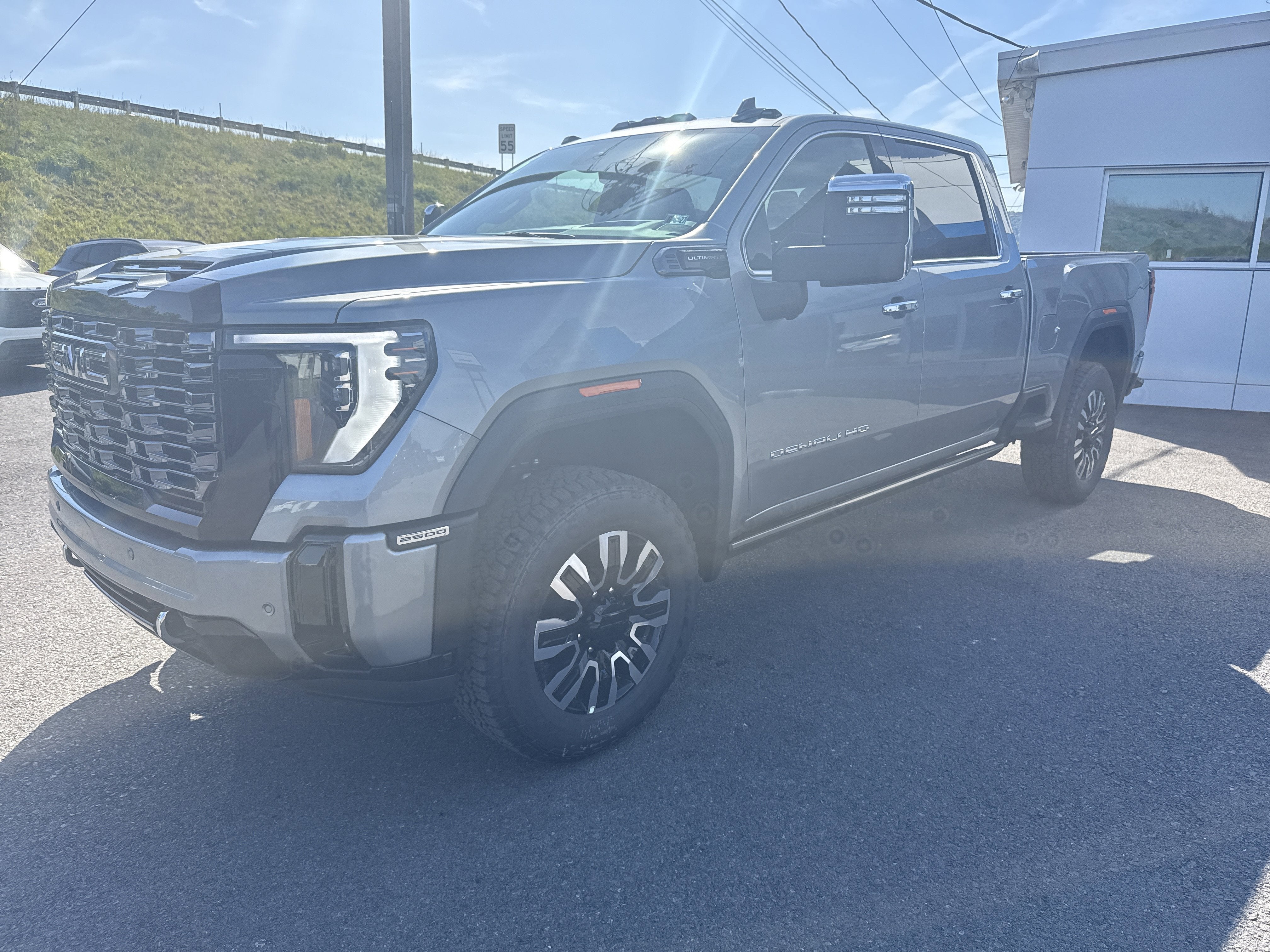 2026 GMC Sierra 2500HD Denali Ultimate - Photo 7
