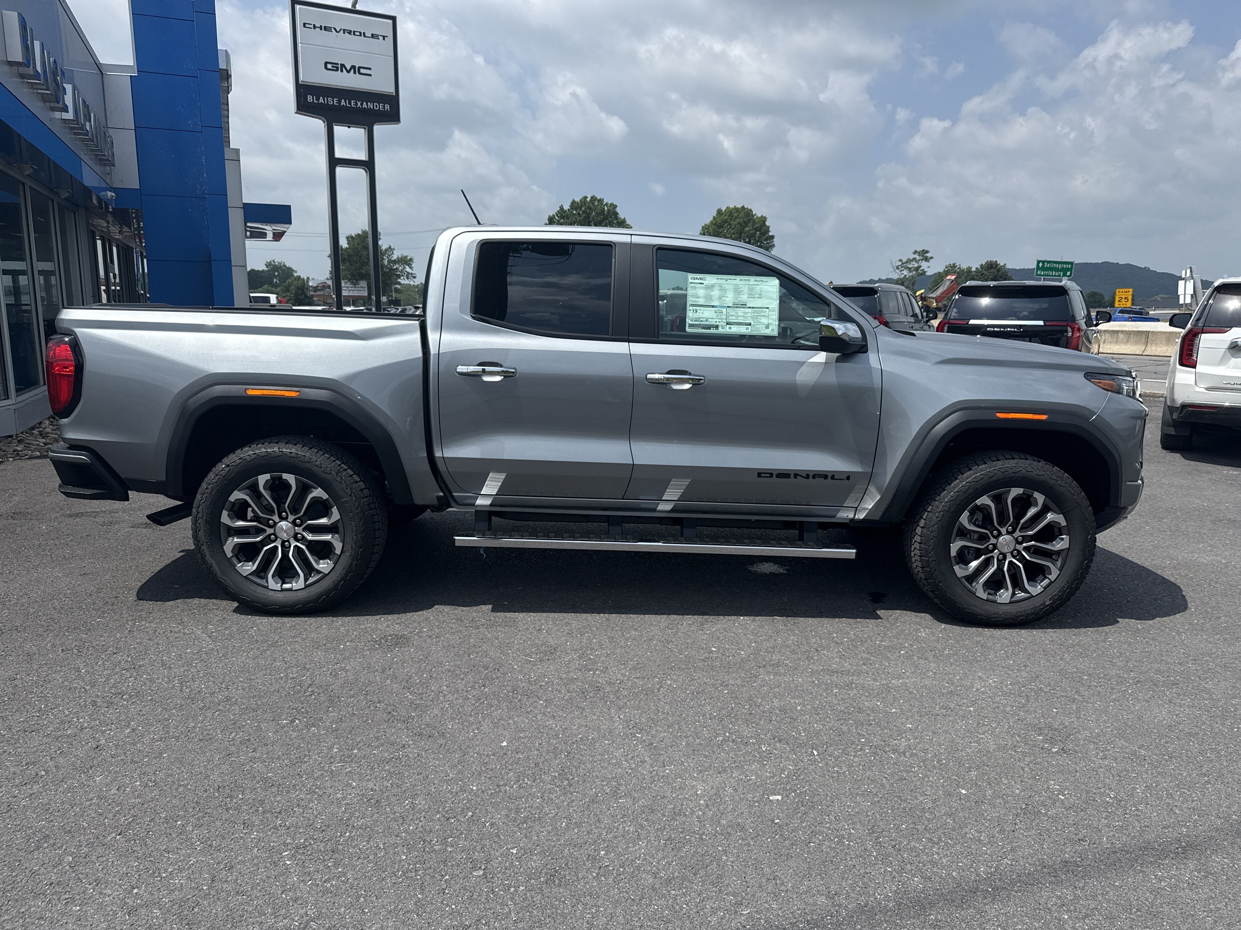 2026 GMC Canyon Denali