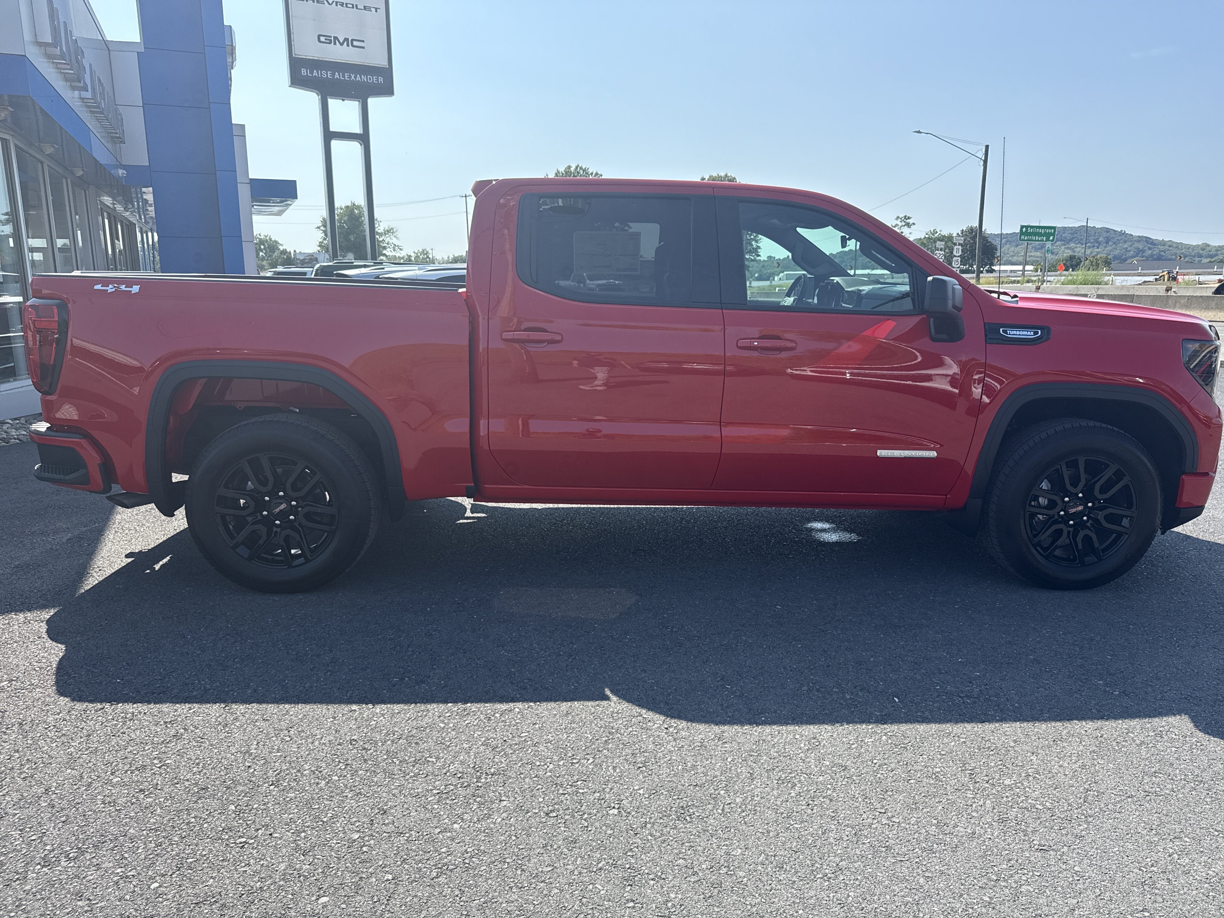 2026 GMC Sierra 1500 Elevation