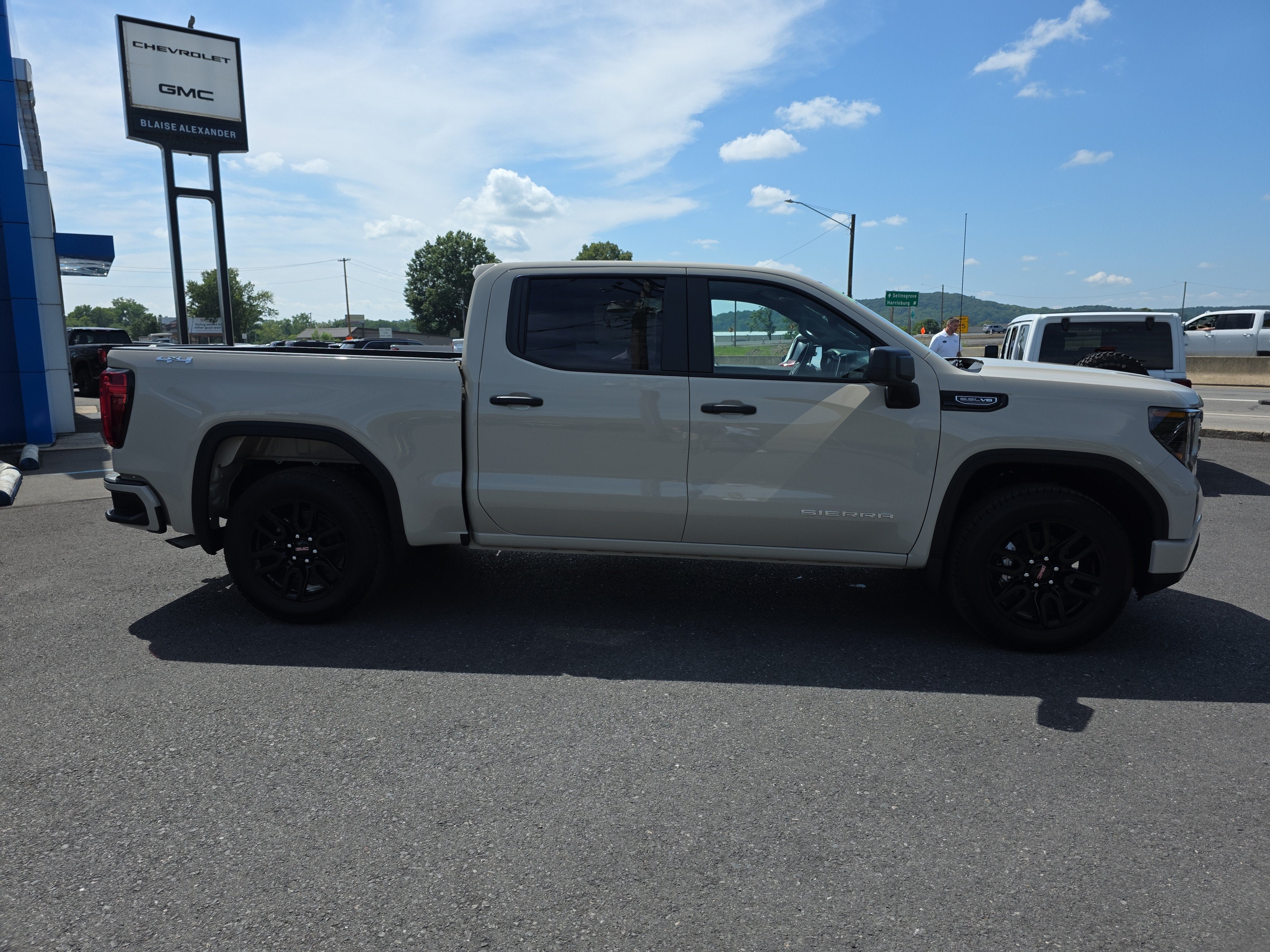 2026 GMC Sierra 1500 Pro
