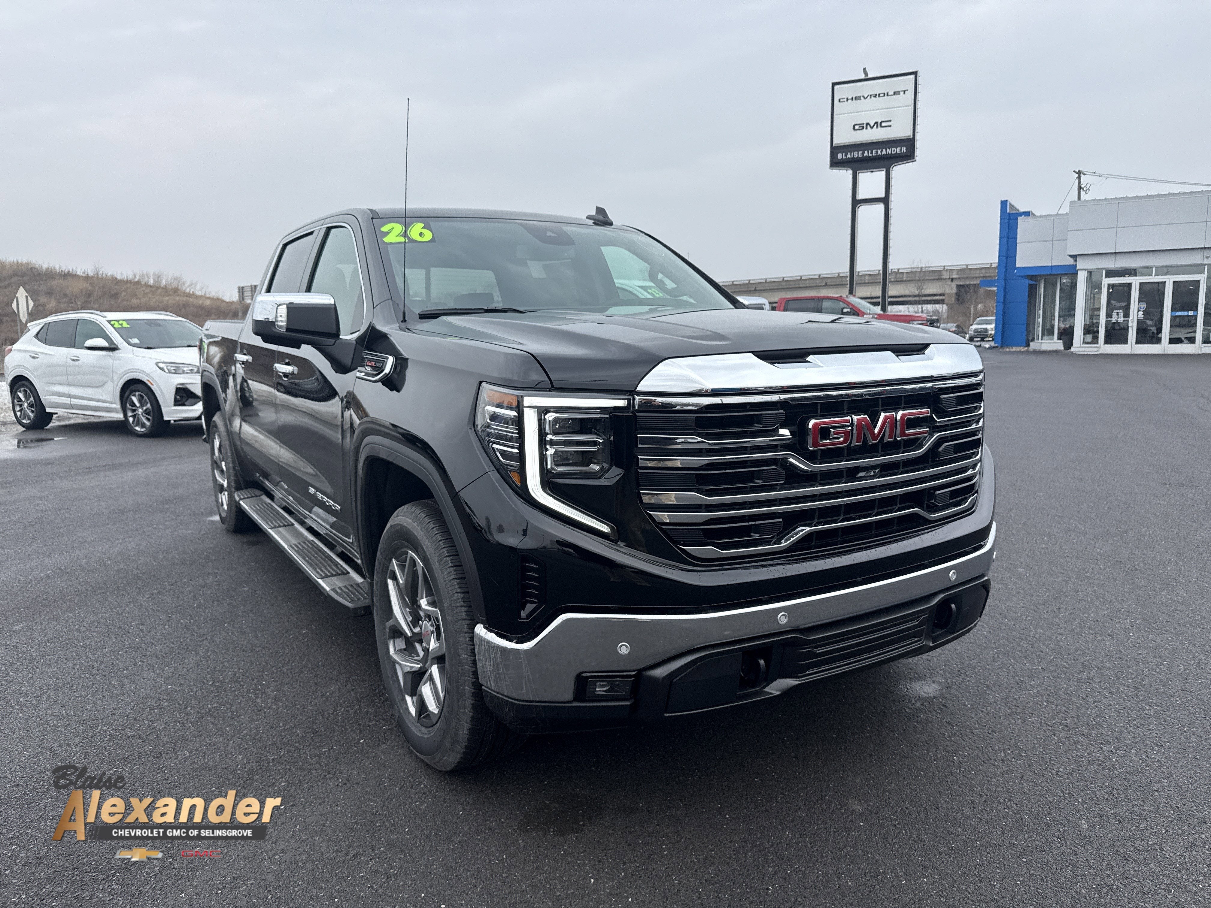 2026 GMC Sierra 1500 SLT