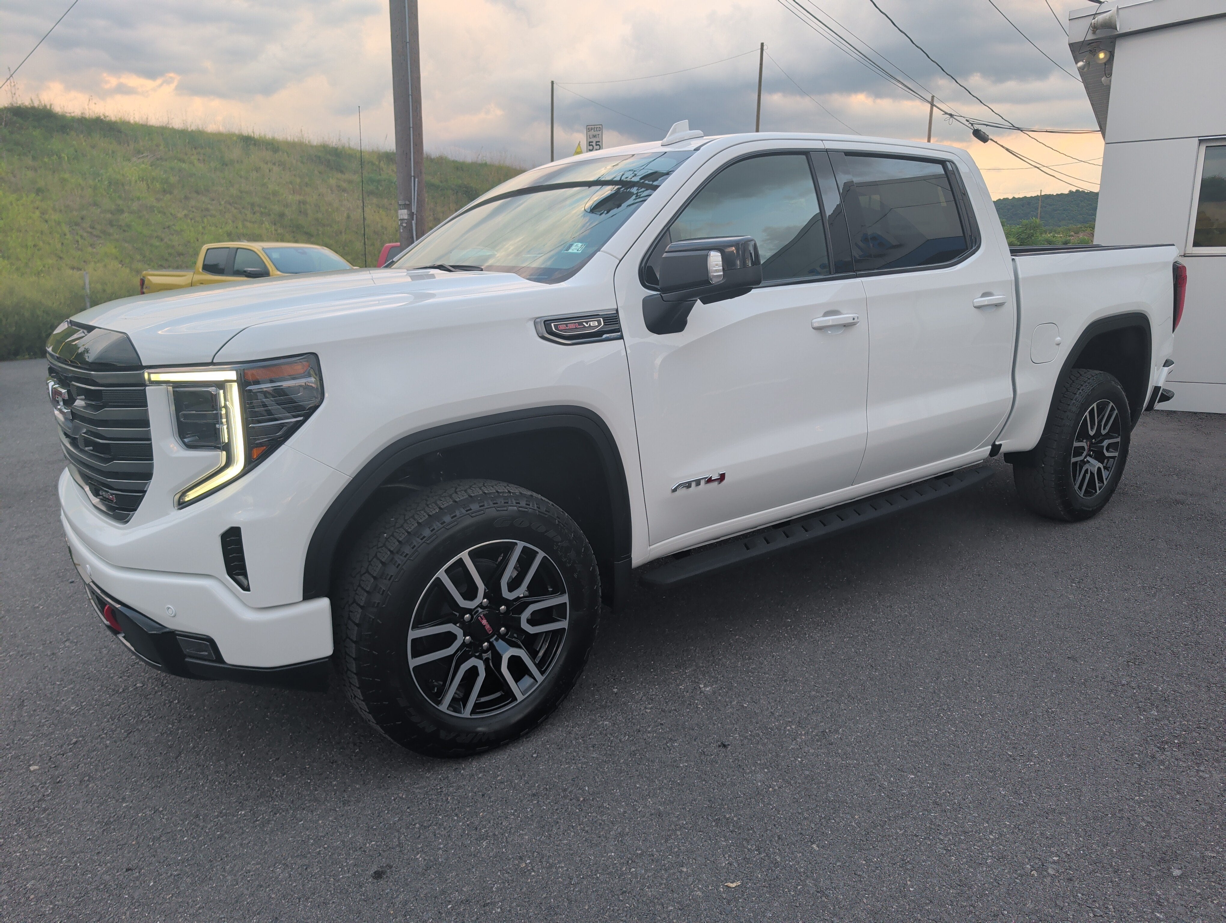 2026 GMC Sierra 1500 AT4