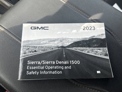2023 GMC Sierra 1500 AT4