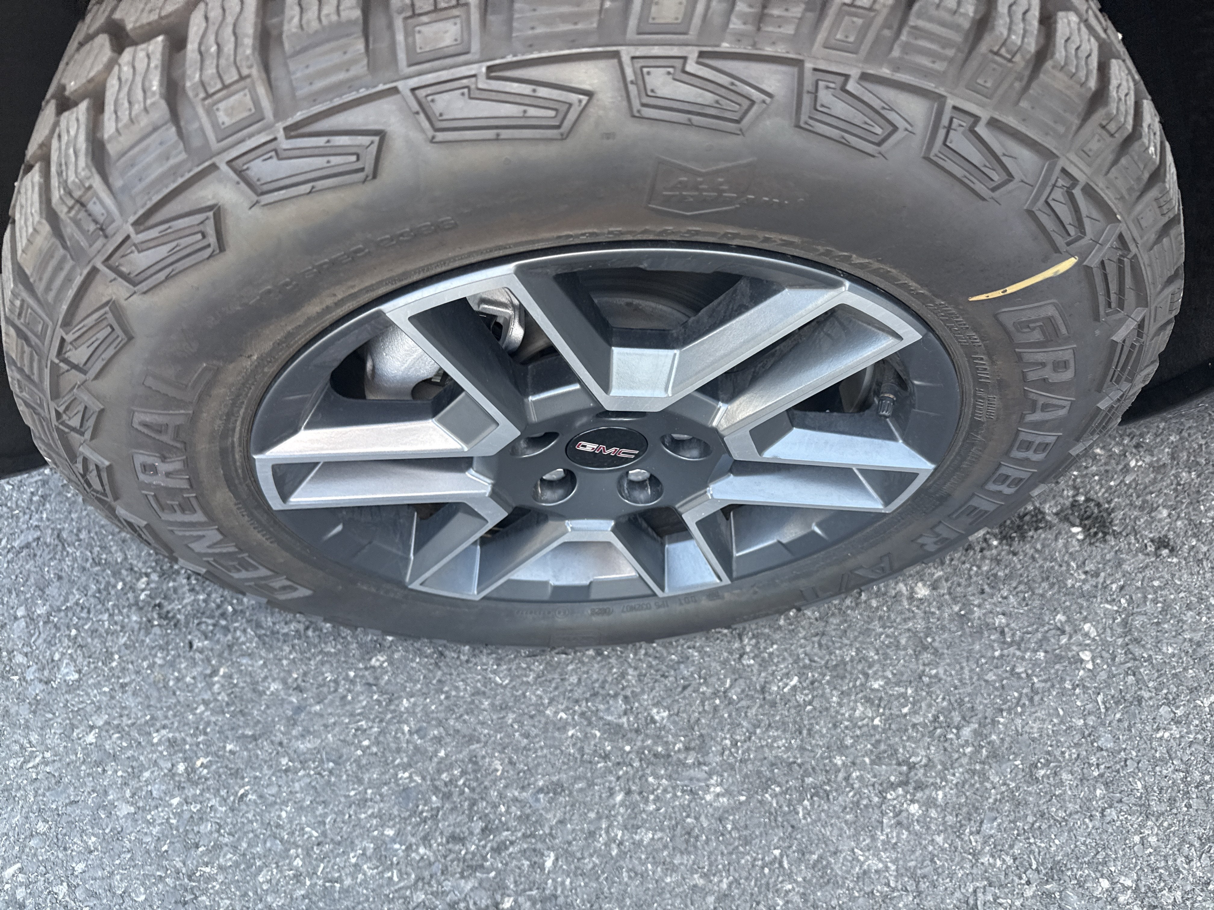 2027 GMC Terrain AT4