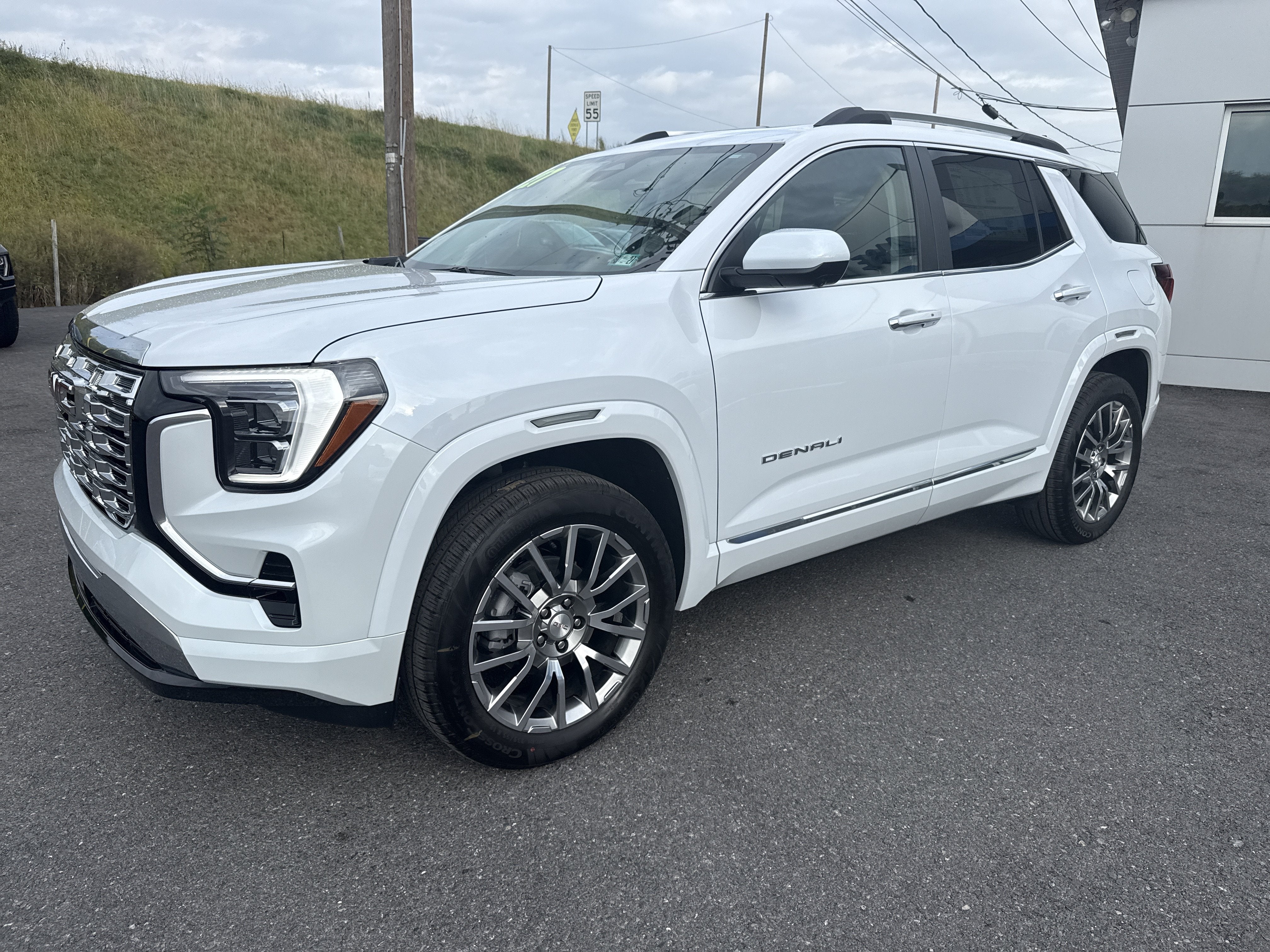2027 GMC Terrain Denali