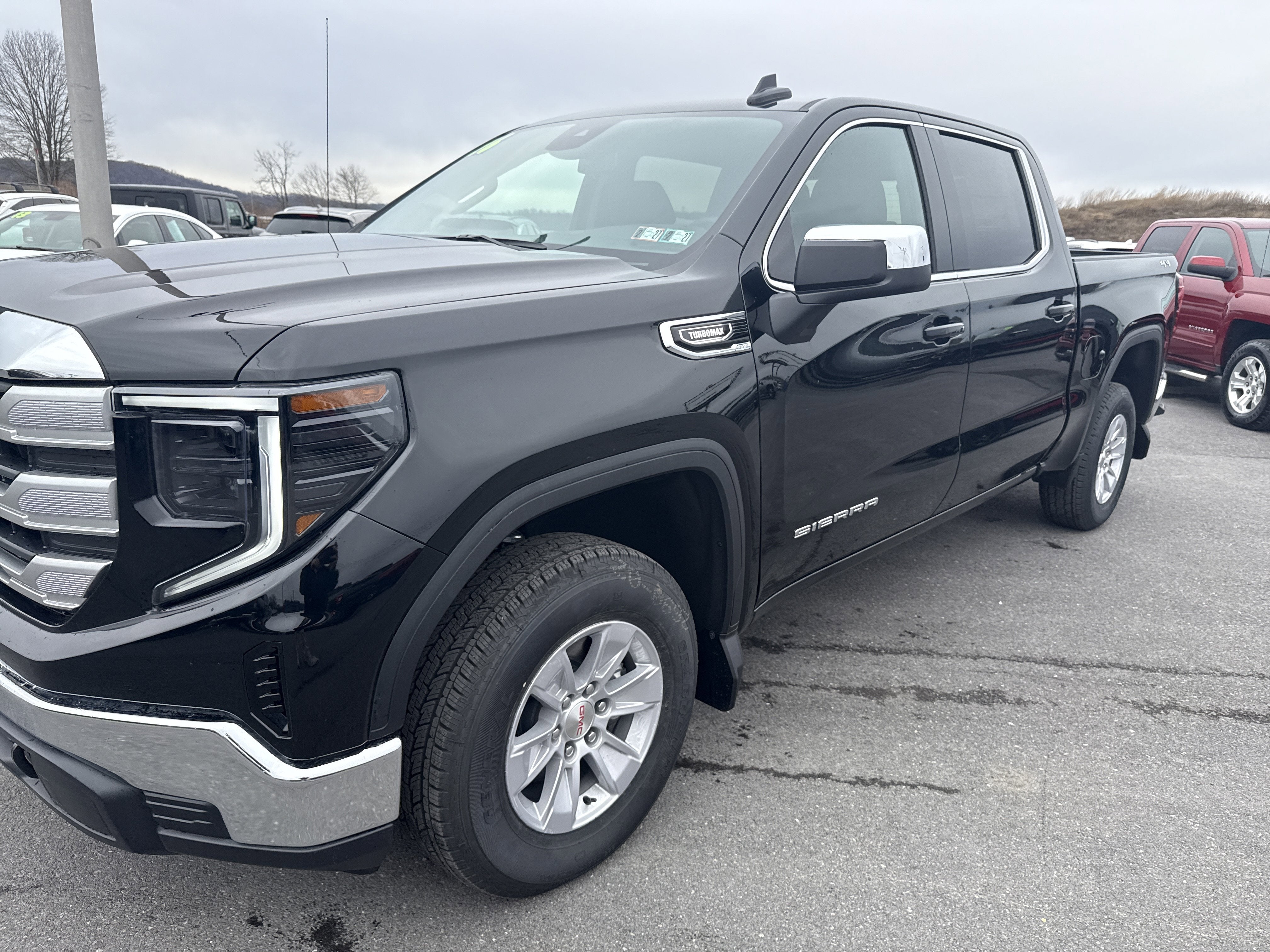 2026 GMC Sierra 1500 SLE