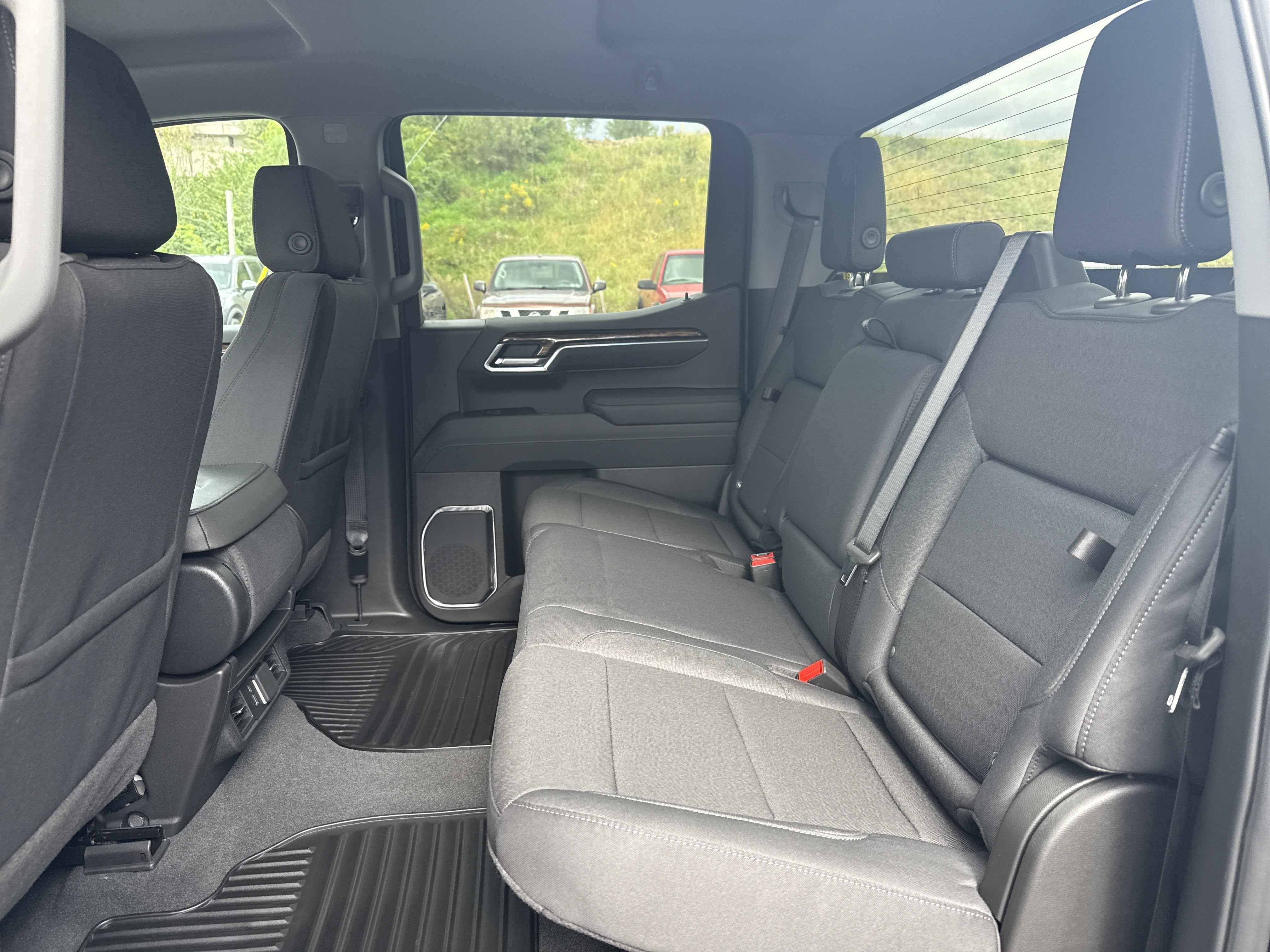 2026 GMC Sierra 1500 Elevation - Photo 12
