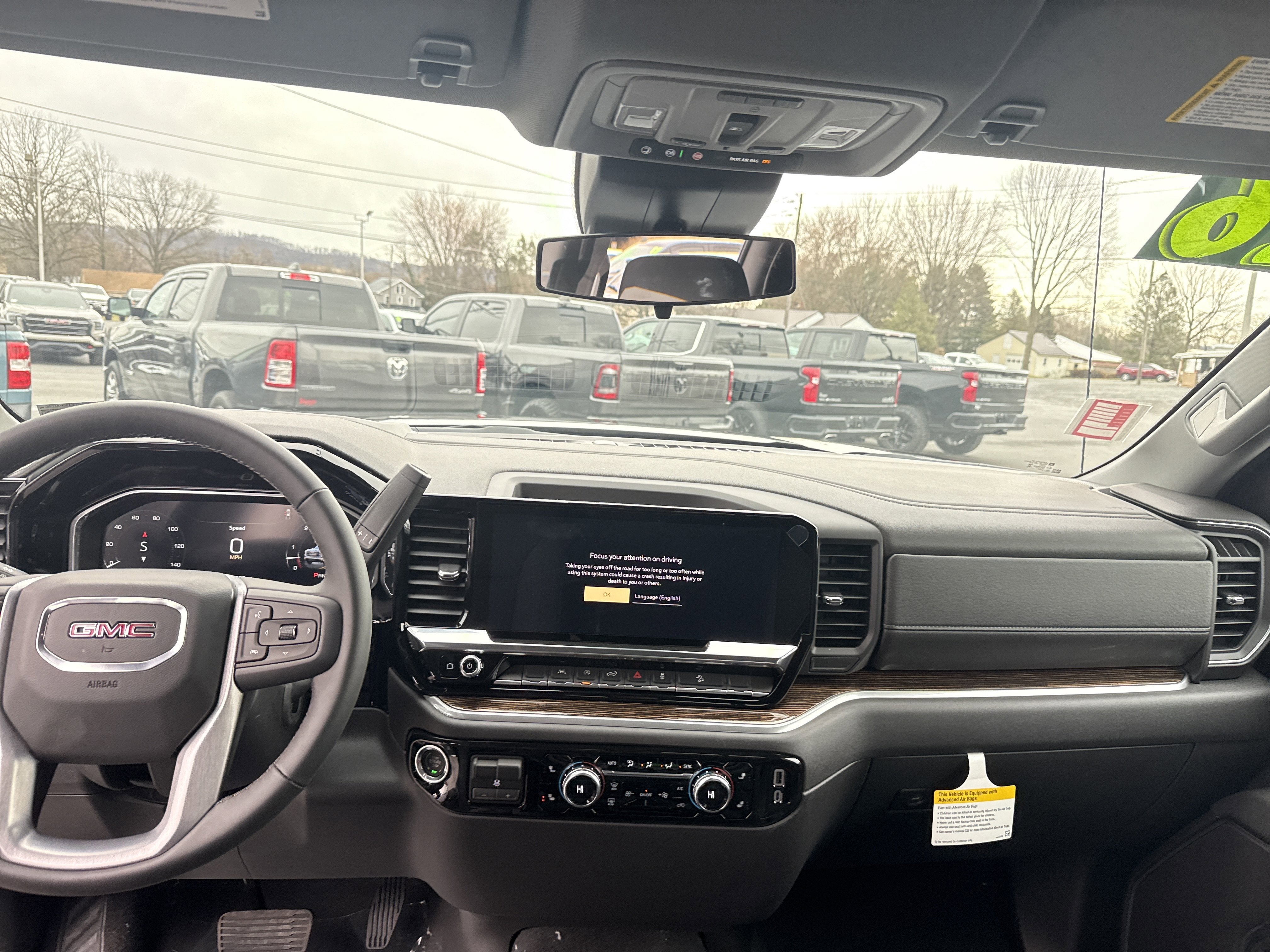 2026 GMC Sierra 1500 SLE