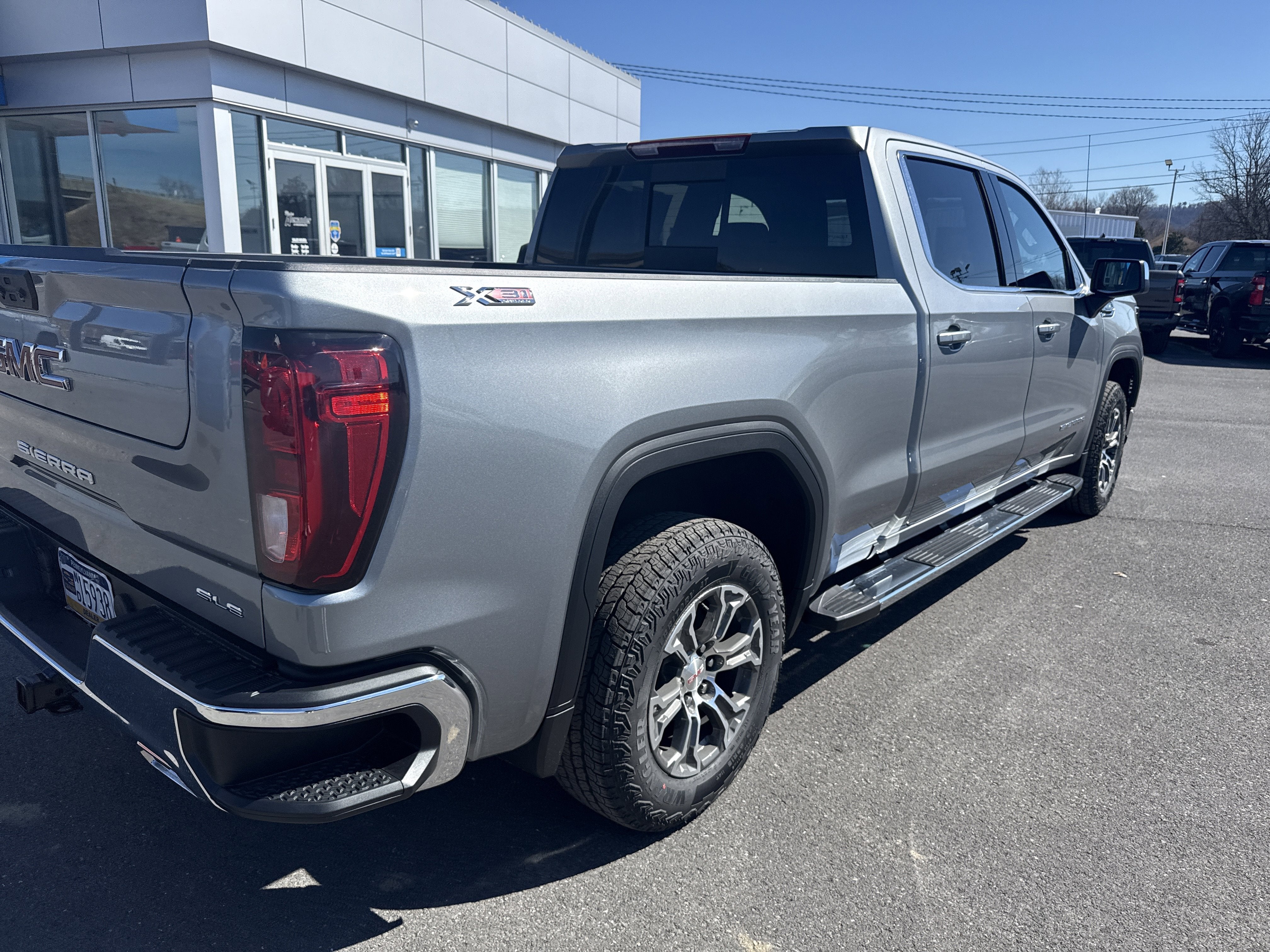 2026 GMC Sierra 1500 SLE