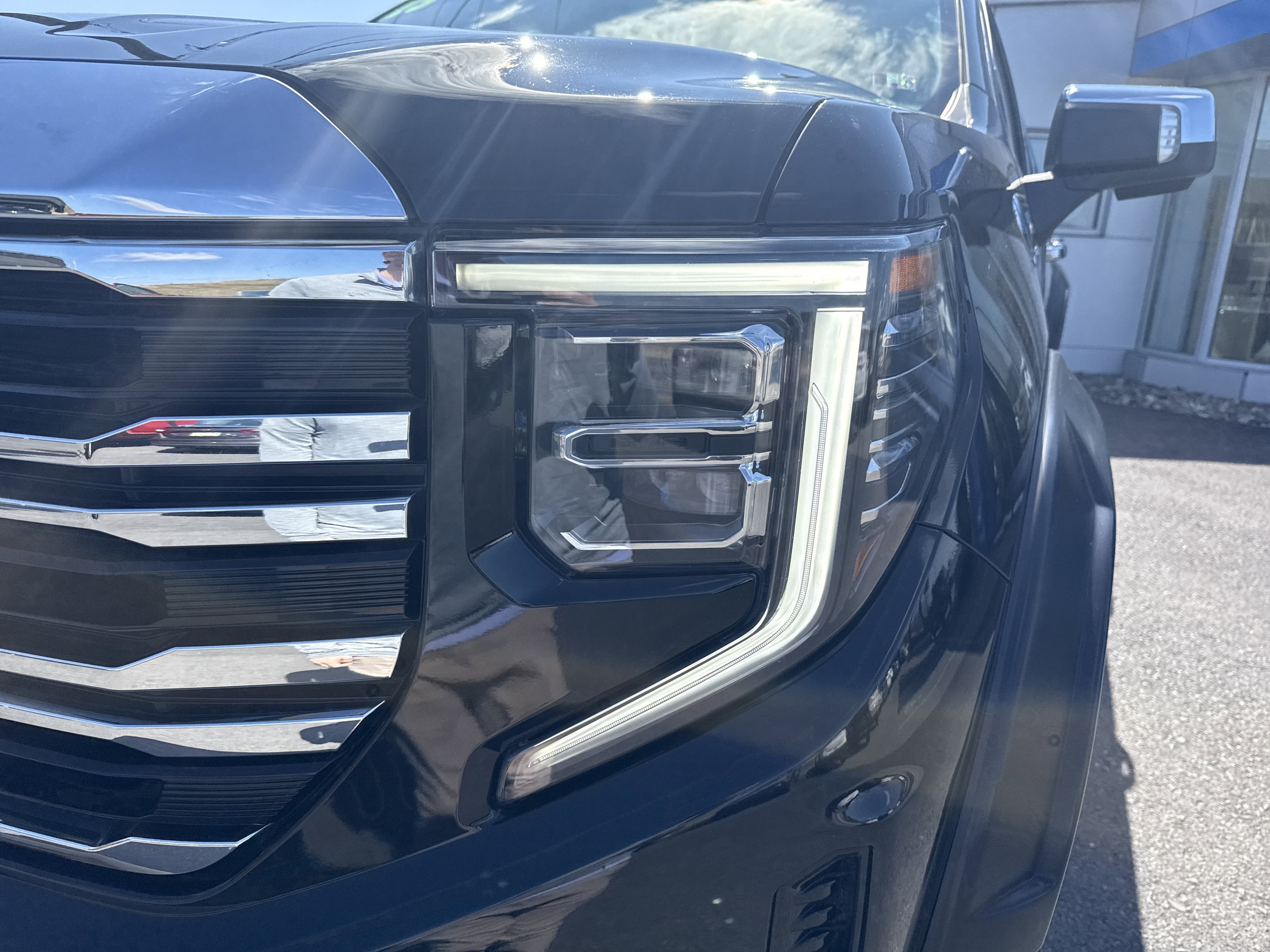 2023 GMC Sierra 1500 SLT