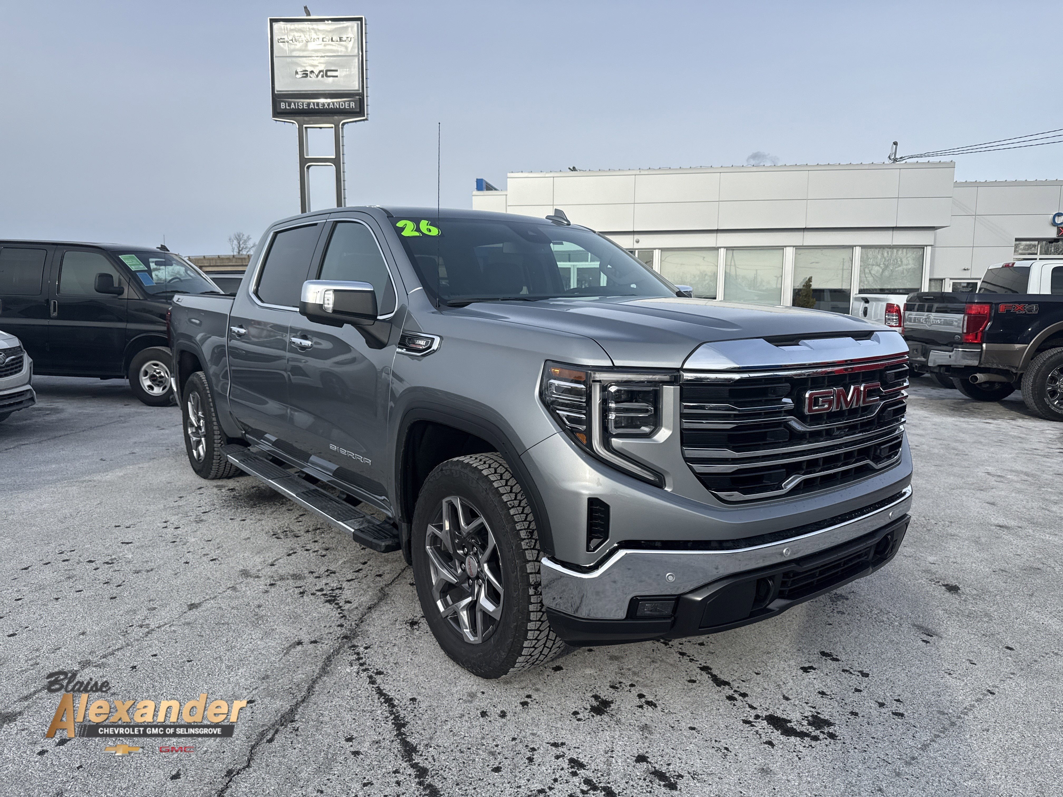 2026 GMC Sierra 1500 SLT