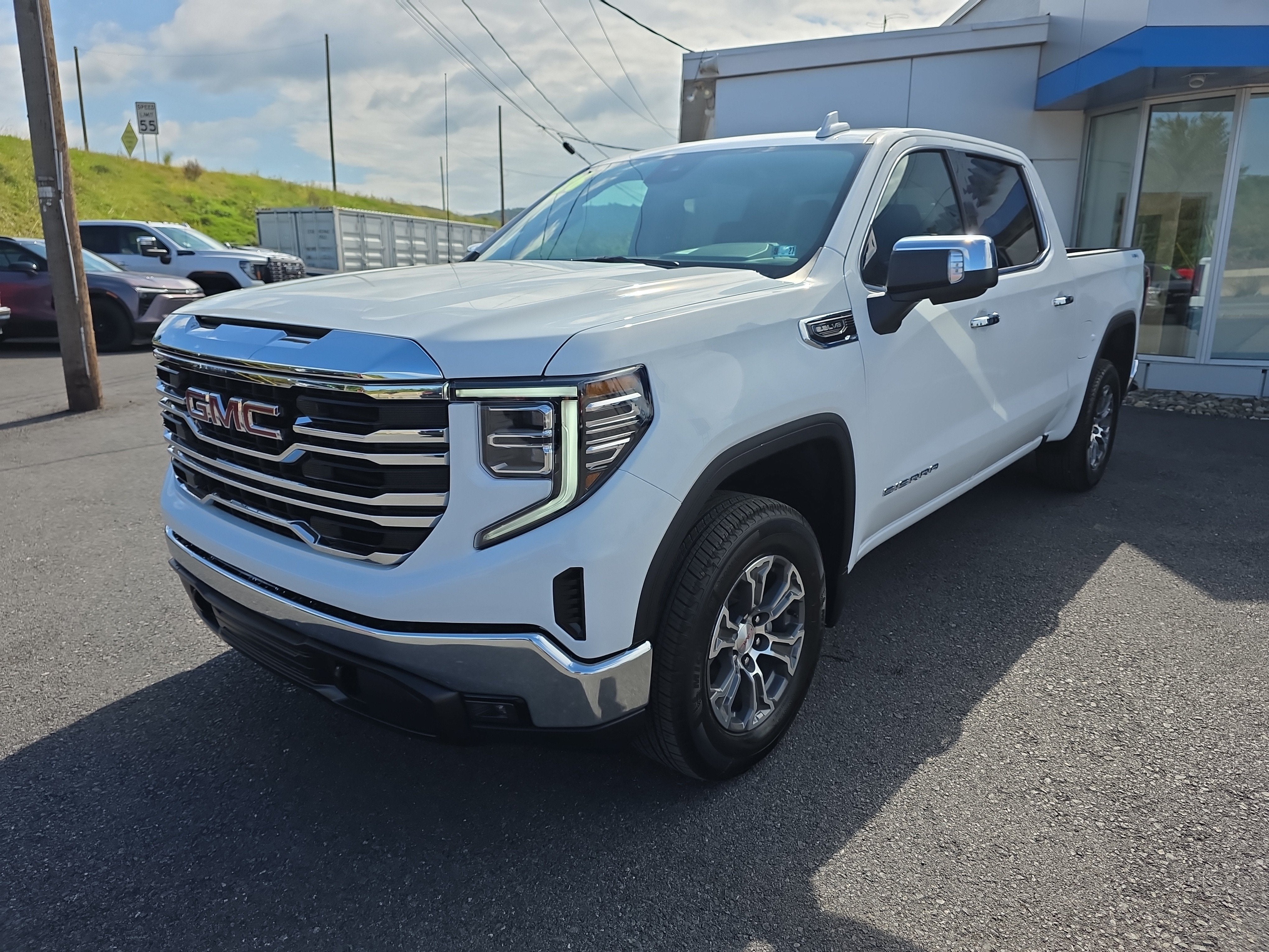 2026 GMC Sierra 1500 SLT